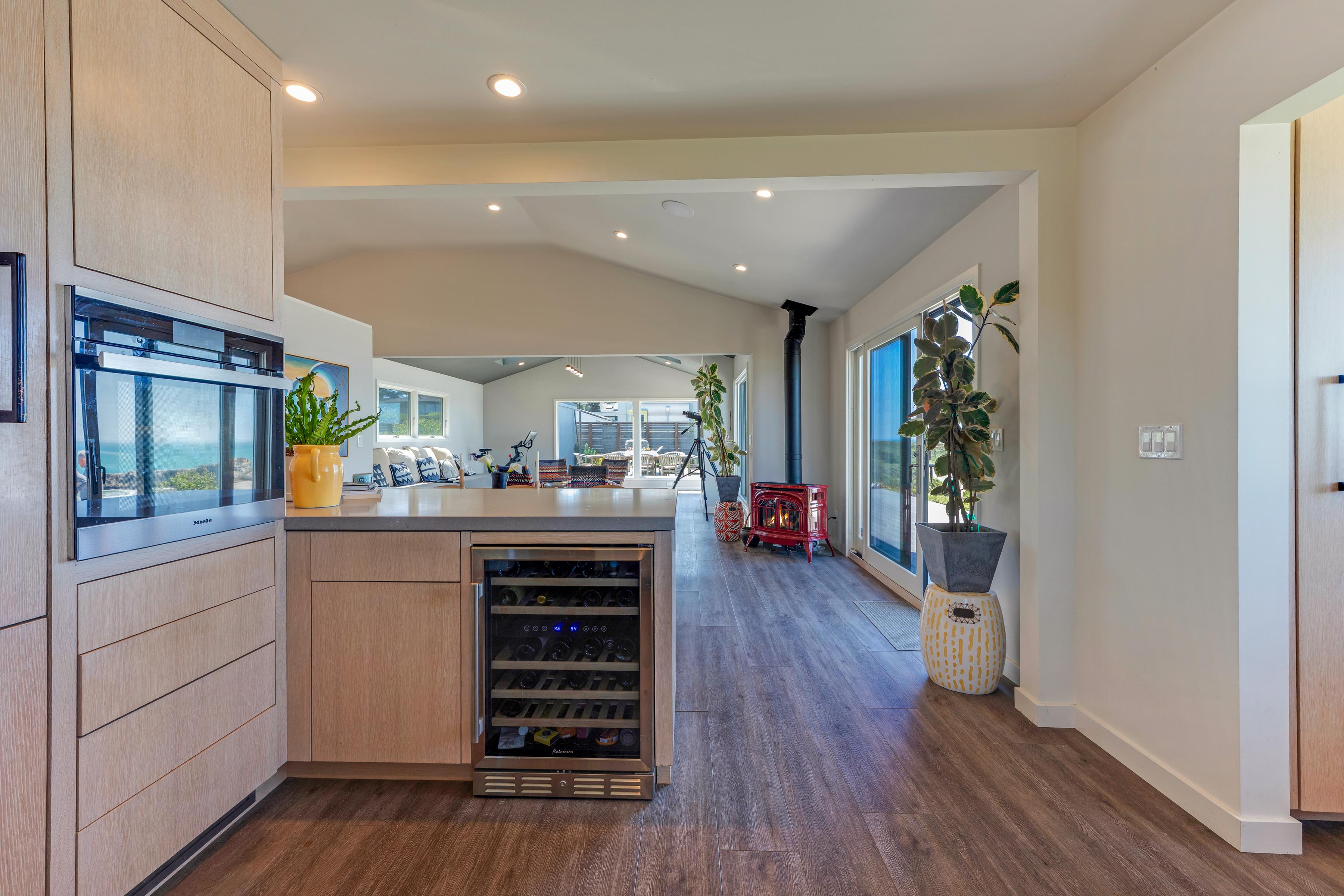  7187 Cliff Avenue, Bodega Bay, CA 94923 - 物件實景