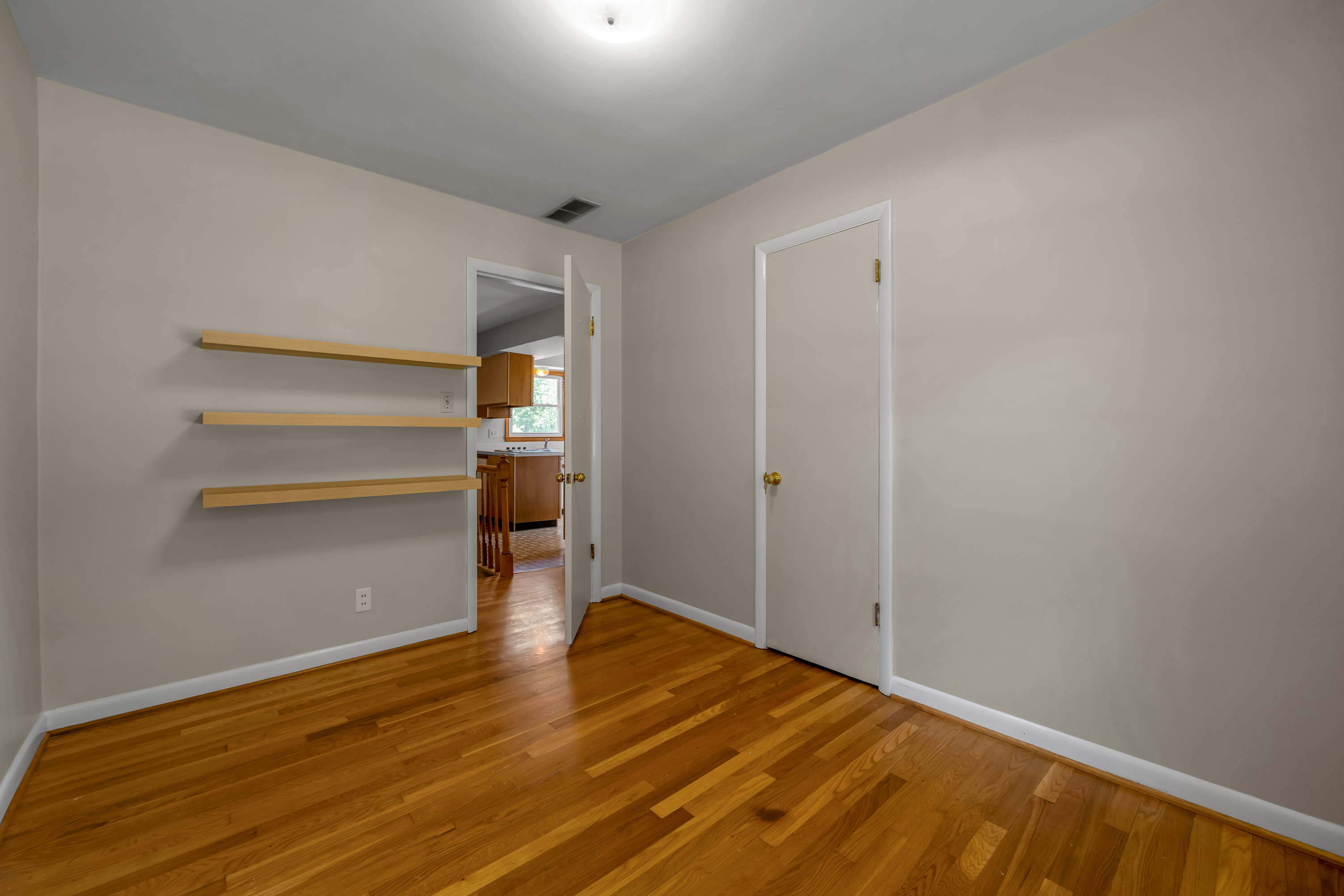  953 Holly Springs Drive - 物件實景