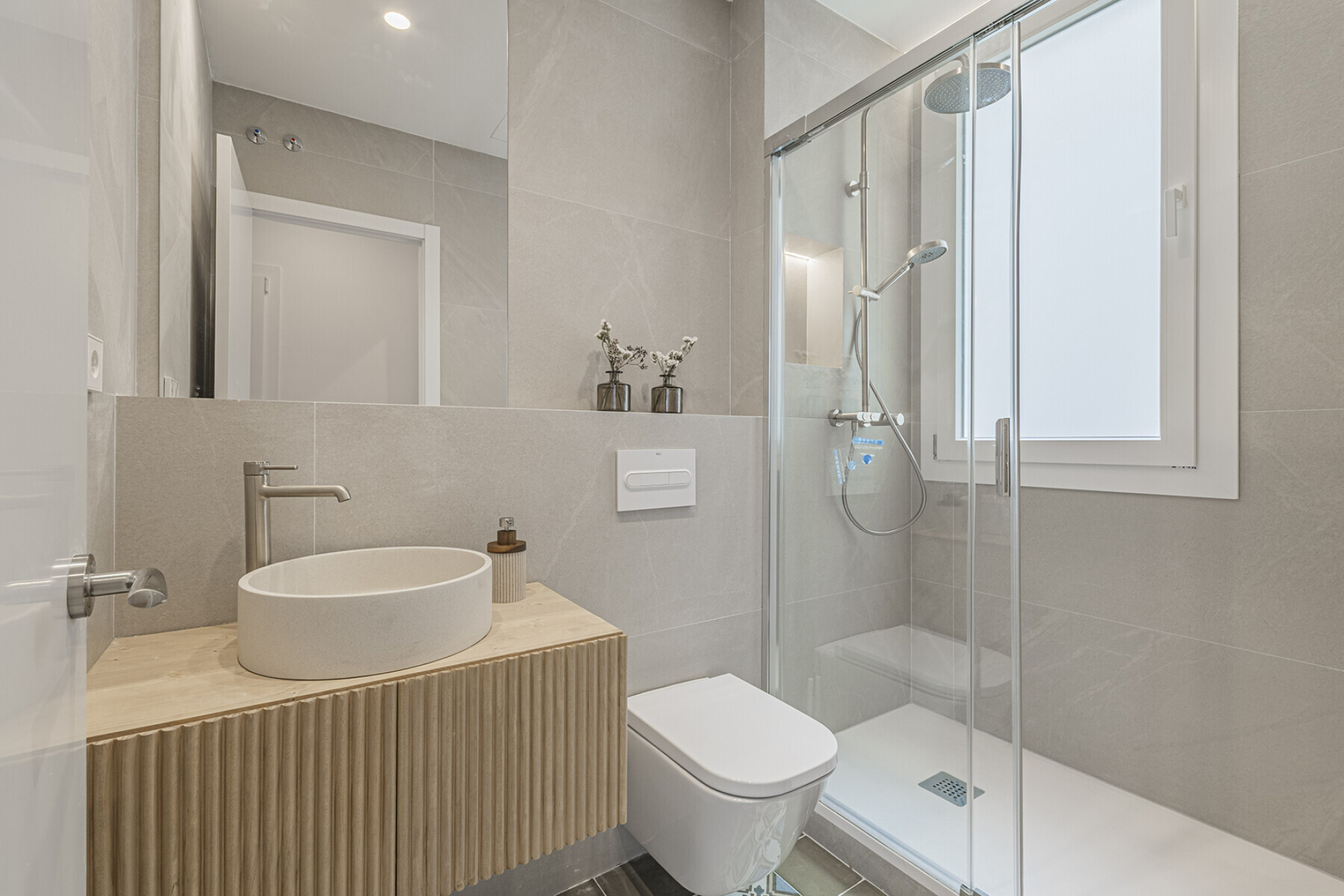  Newly renovated apartment near the sea and the mountains - 物件實景