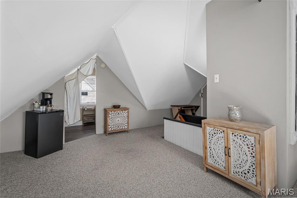 Kirkwood, Missouri, 63122, United States, 4 Bedrooms Bedrooms, ,4 BathroomsBathrooms,Residential,For Sale,1986224