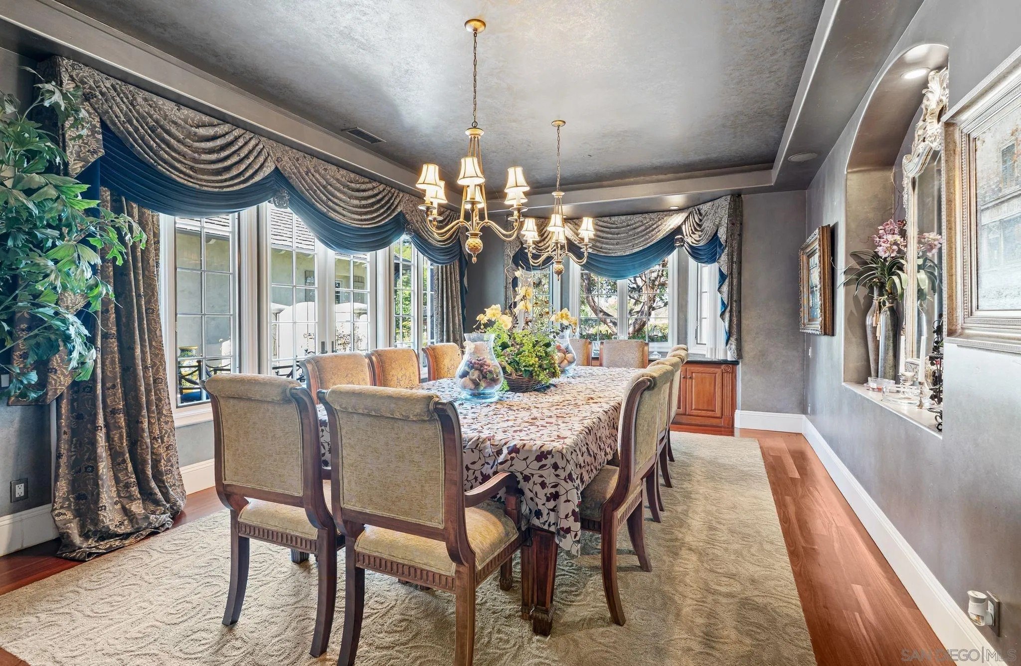 Rancho Santa Fe, California, 92067, United States, 5 Bedrooms Bedrooms, ,7 BathroomsBathrooms,Residential,For Sale,1901457