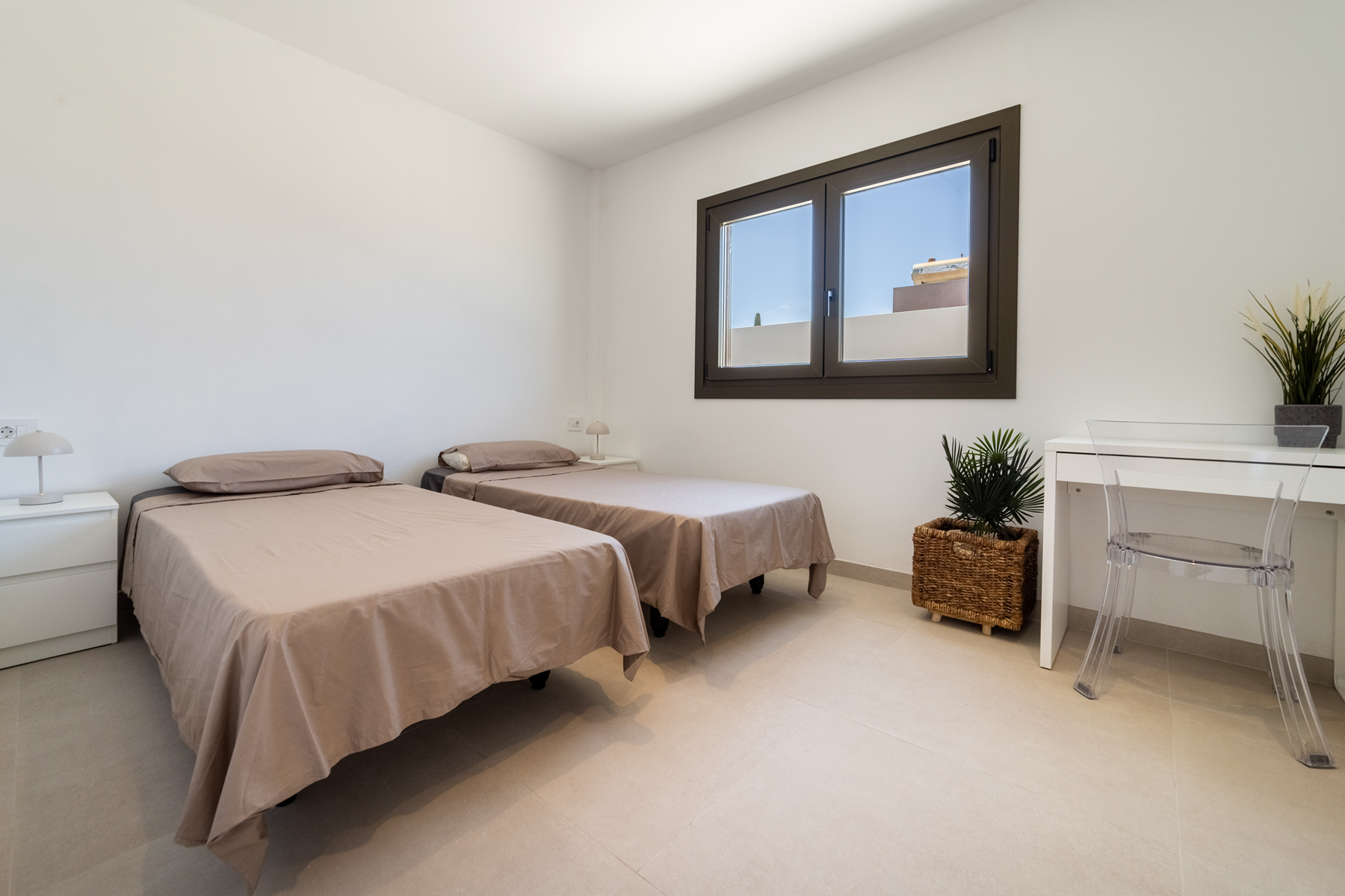  Contemporary Villa for Sale in El Médano, South Tenerife - 物件實景
