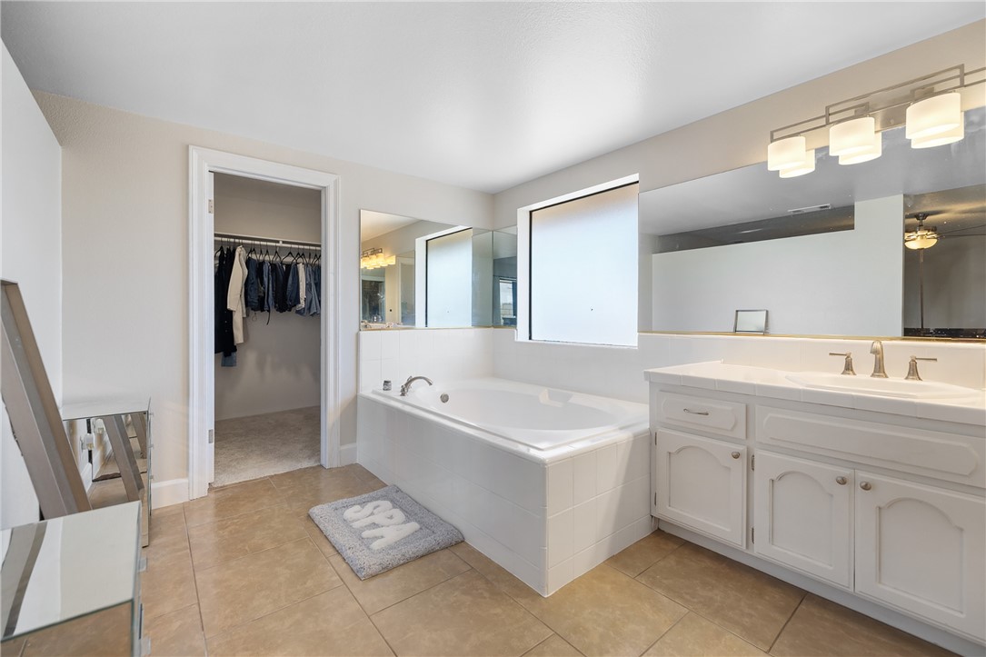 Helendale, California, 92342, United States, 3 Bedrooms Bedrooms, ,2 BathroomsBathrooms,Residential,For Sale,1950489