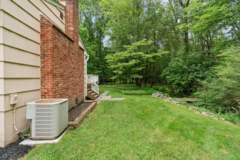 Parsippany-Troy Hills Twp., New Jersey, 07950, United States, 4 Bedrooms Bedrooms, ,3 BathroomsBathrooms,Residential,For Sale,1906733