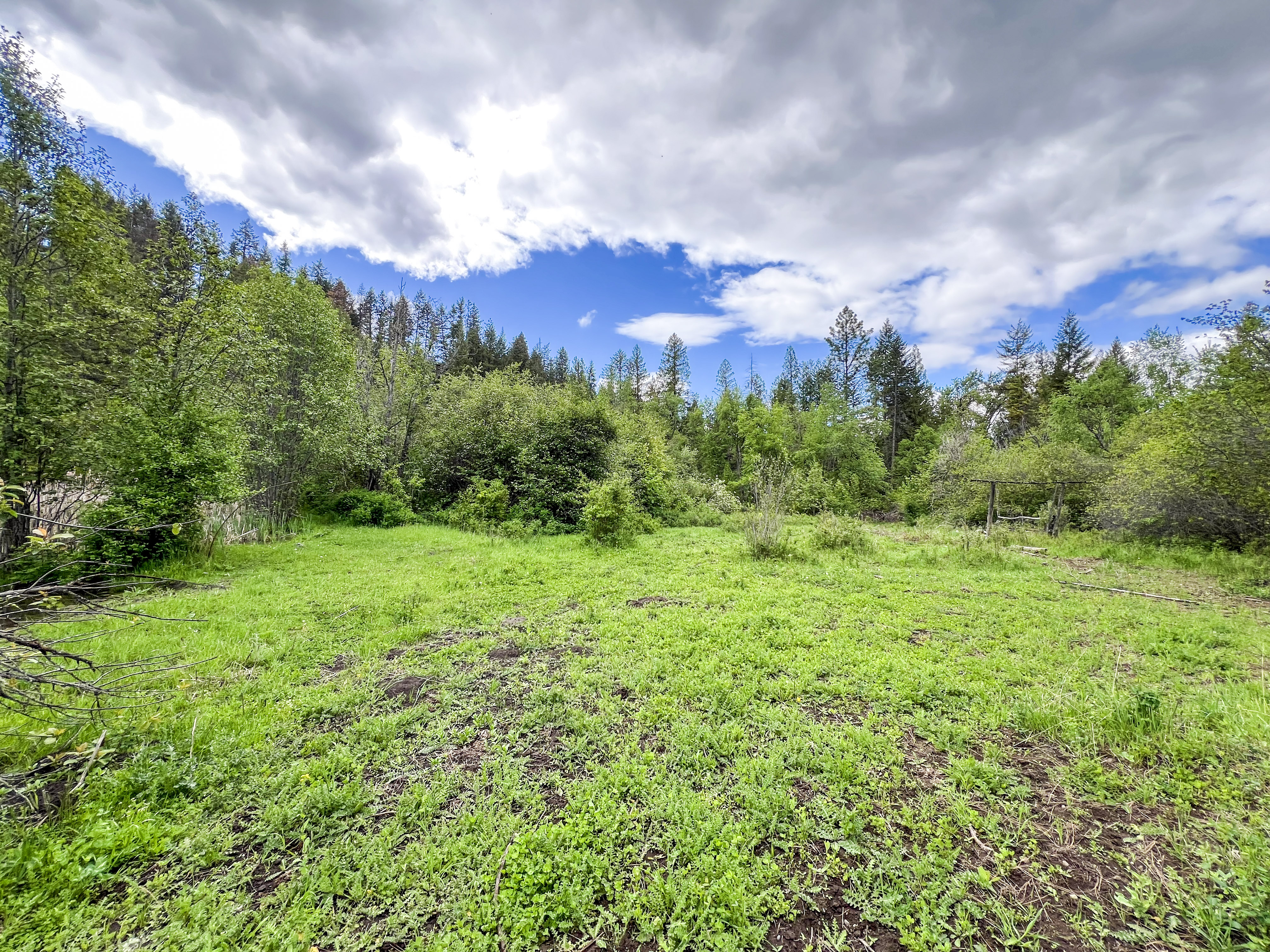 Kettle Falls, Washington, 99141, United States, 3 Bedrooms Bedrooms, ,2 BathroomsBathrooms,Residential,For Sale,1985709