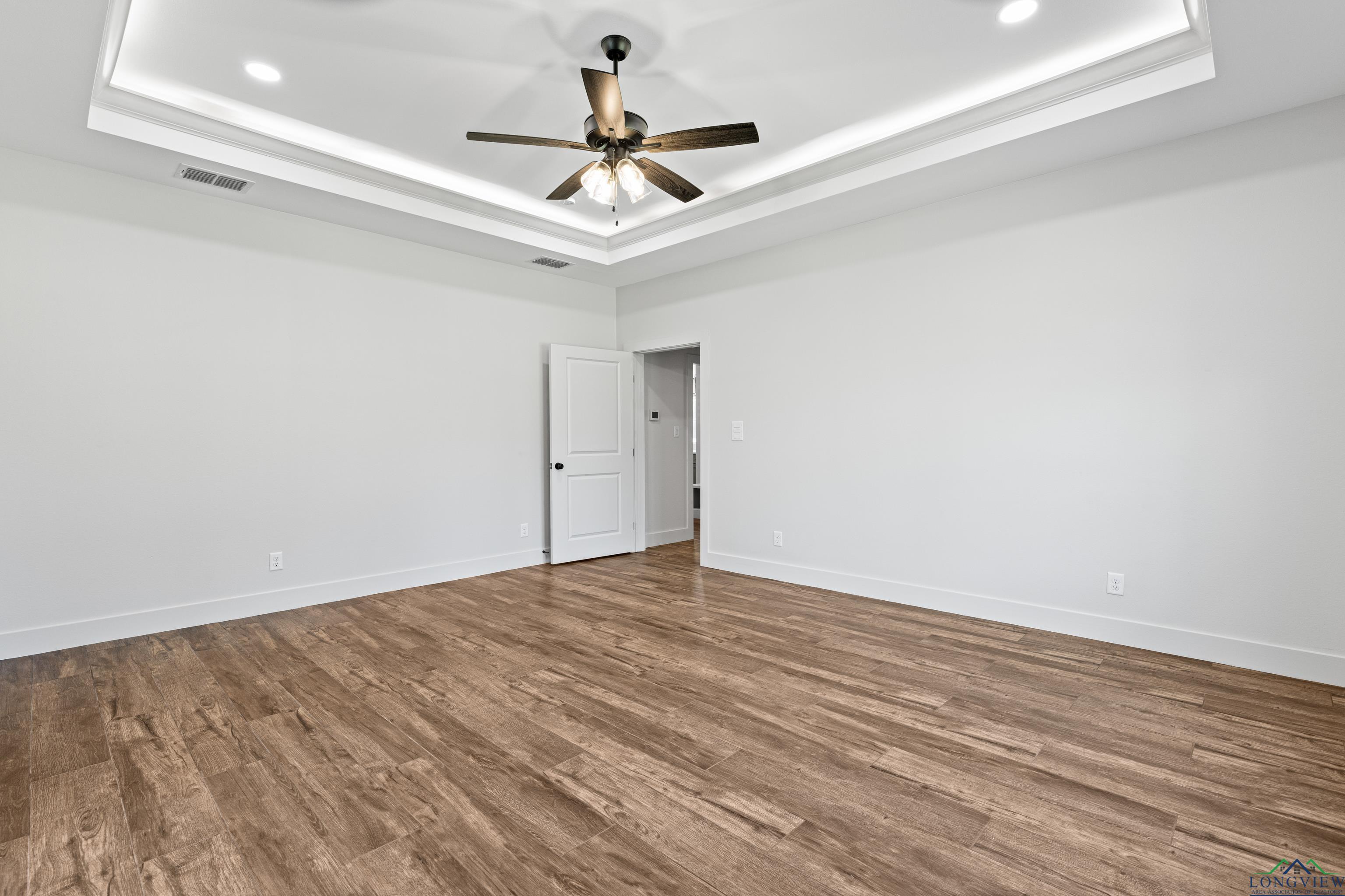 Diana, Texas, 75640, United States, 4 Bedrooms Bedrooms, ,3 BathroomsBathrooms,Residential,For Sale,1828034