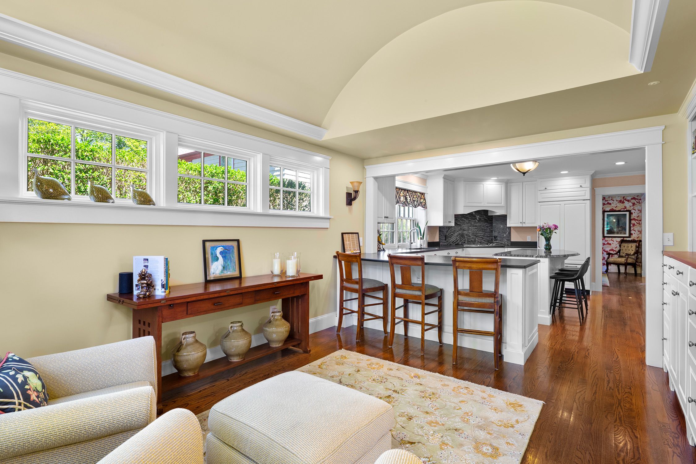  Classic Newport Colonial - 物件實景