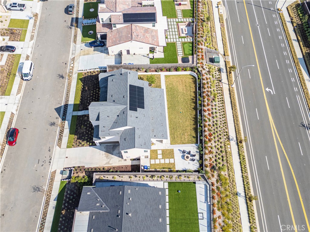 Fontana, California, 92336, United States, 4 Bedrooms Bedrooms, ,3 BathroomsBathrooms,Residential,For Sale,1995371