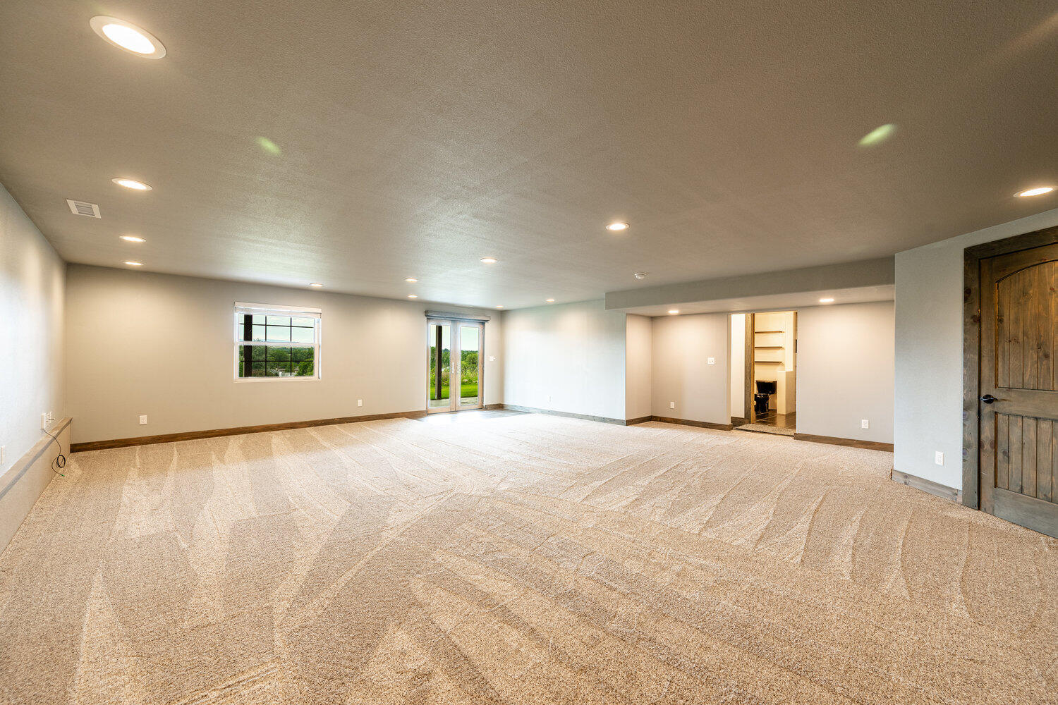 Sheridan, Wyoming, 82801, United States, 3 Bedrooms Bedrooms, ,3 BathroomsBathrooms,Residential,For Sale,1885814