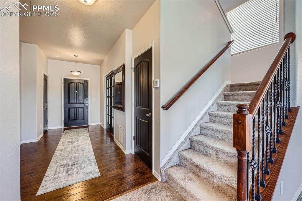 Colorado Springs, Colorado, 80908, United States, 3 Bedrooms Bedrooms, ,3 BathroomsBathrooms,Residential,For Sale,1898644