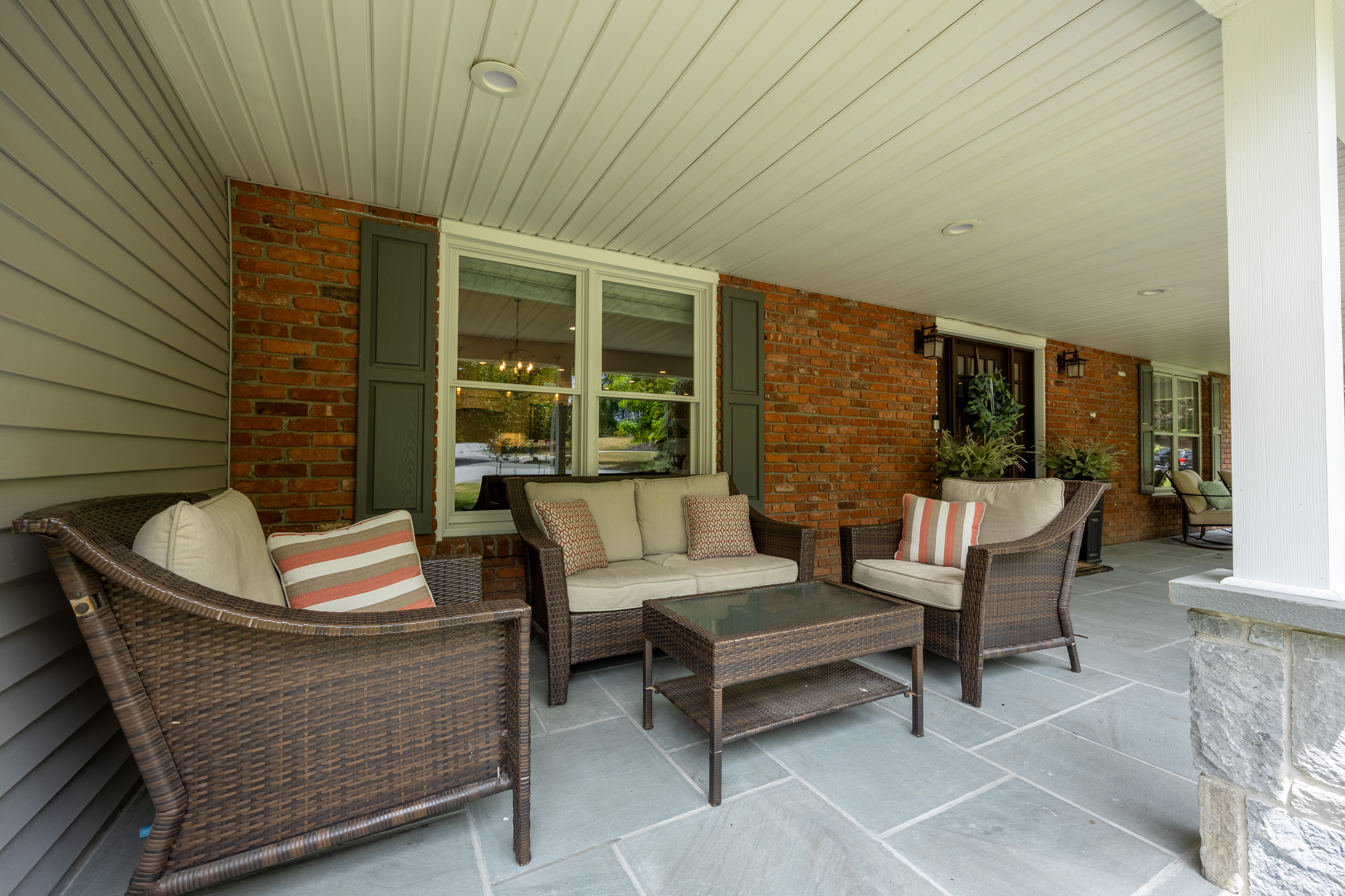 Montville Twp., New Jersey, 07082, United States, 4 Bedrooms Bedrooms, ,3 BathroomsBathrooms,Residential,For Sale,1979871