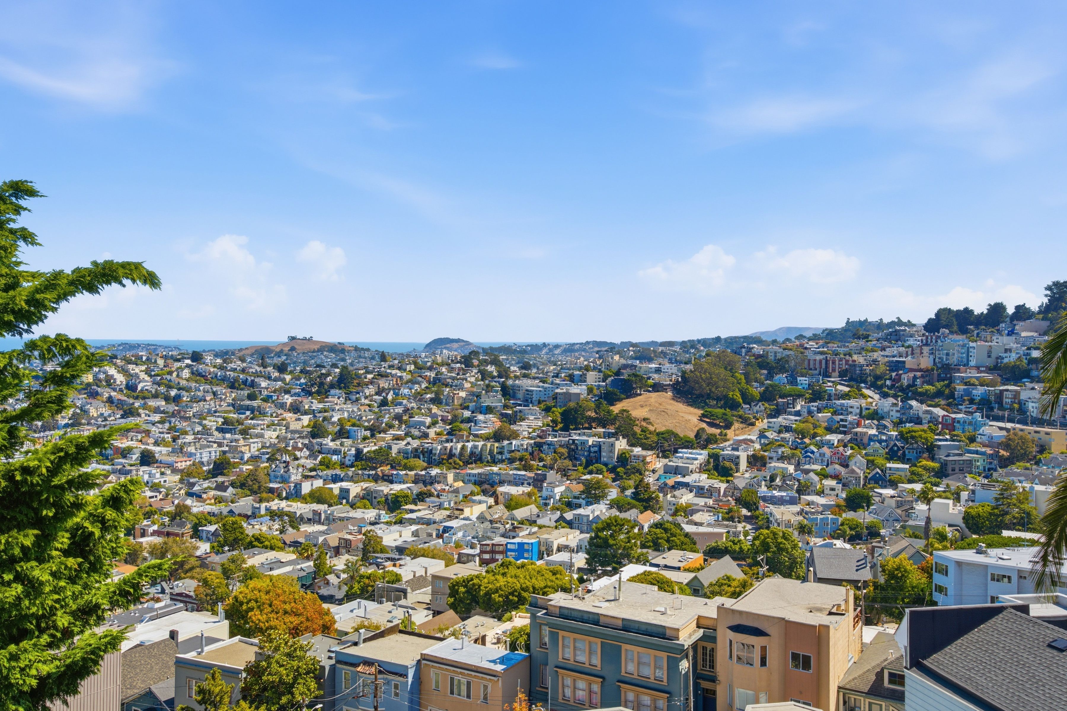  Craftsman Jewel With Sweeping Views - 物件實景