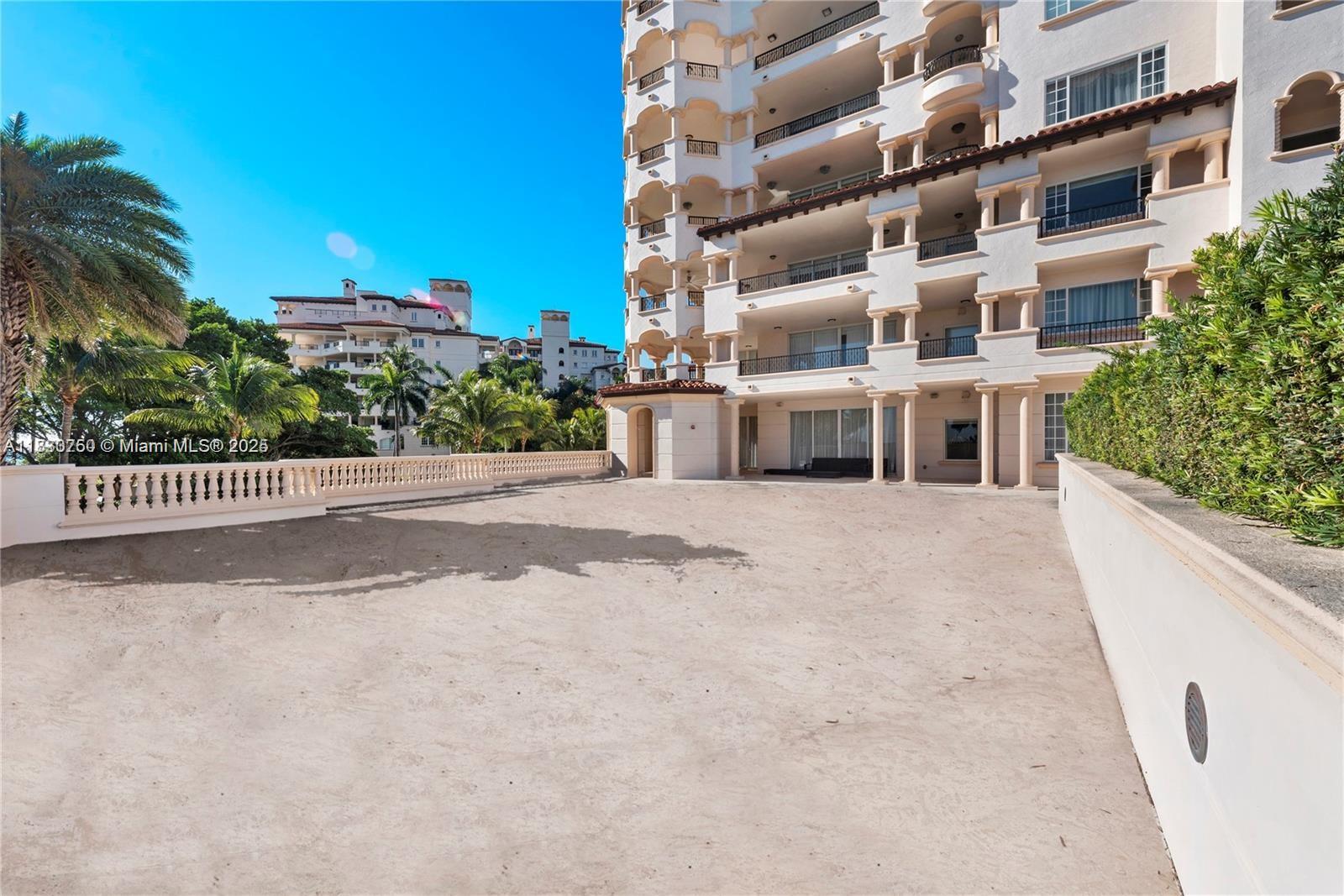 Miami Beach, Florida, 33109, United States, 6 Bedrooms Bedrooms, ,8 BathroomsBathrooms,Residential,For Sale,1876435