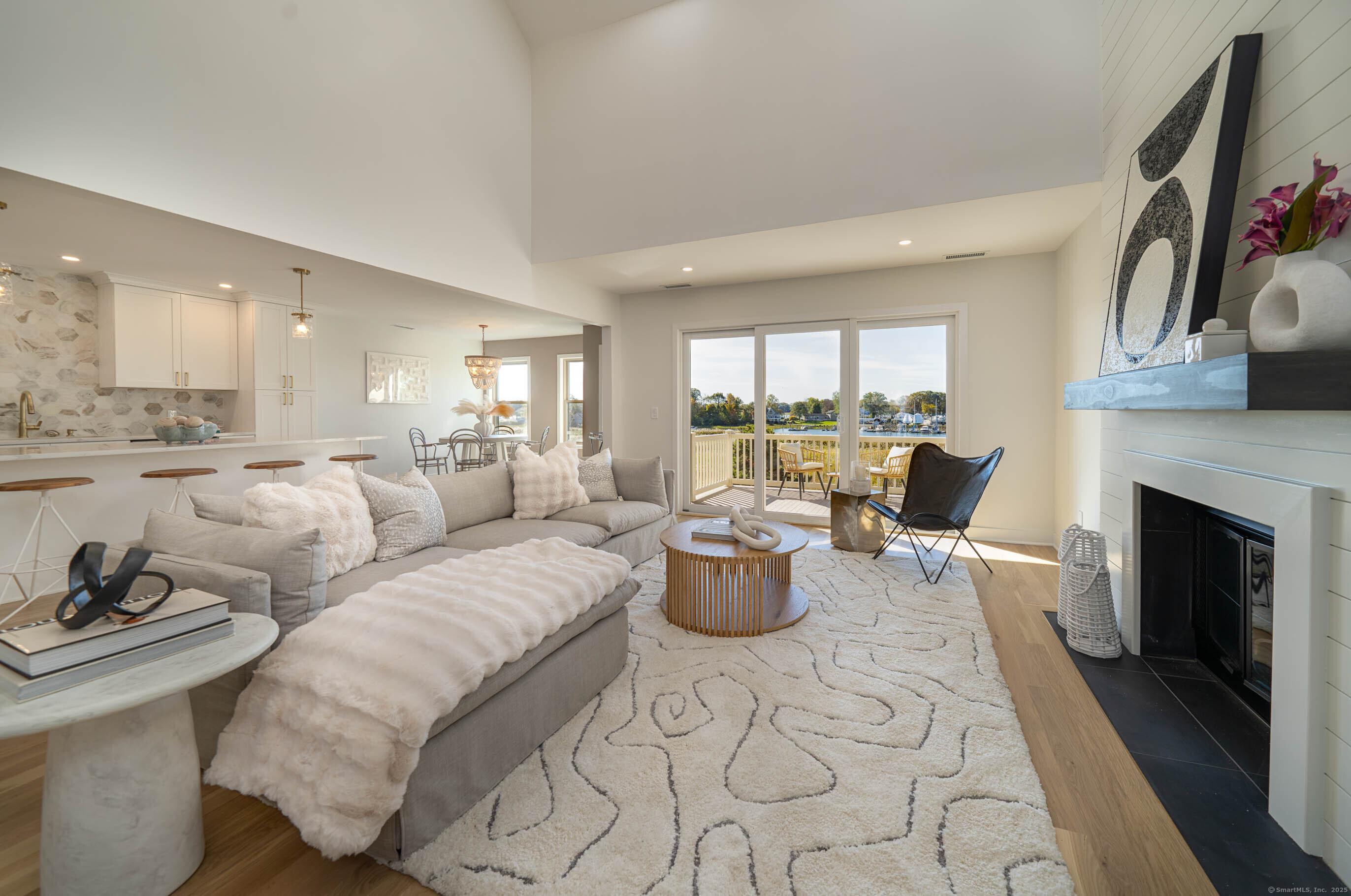 Branford, Connecticut, 06405, United States, 2 Bedrooms Bedrooms, ,3 BathroomsBathrooms,Residential,For Sale,1992436