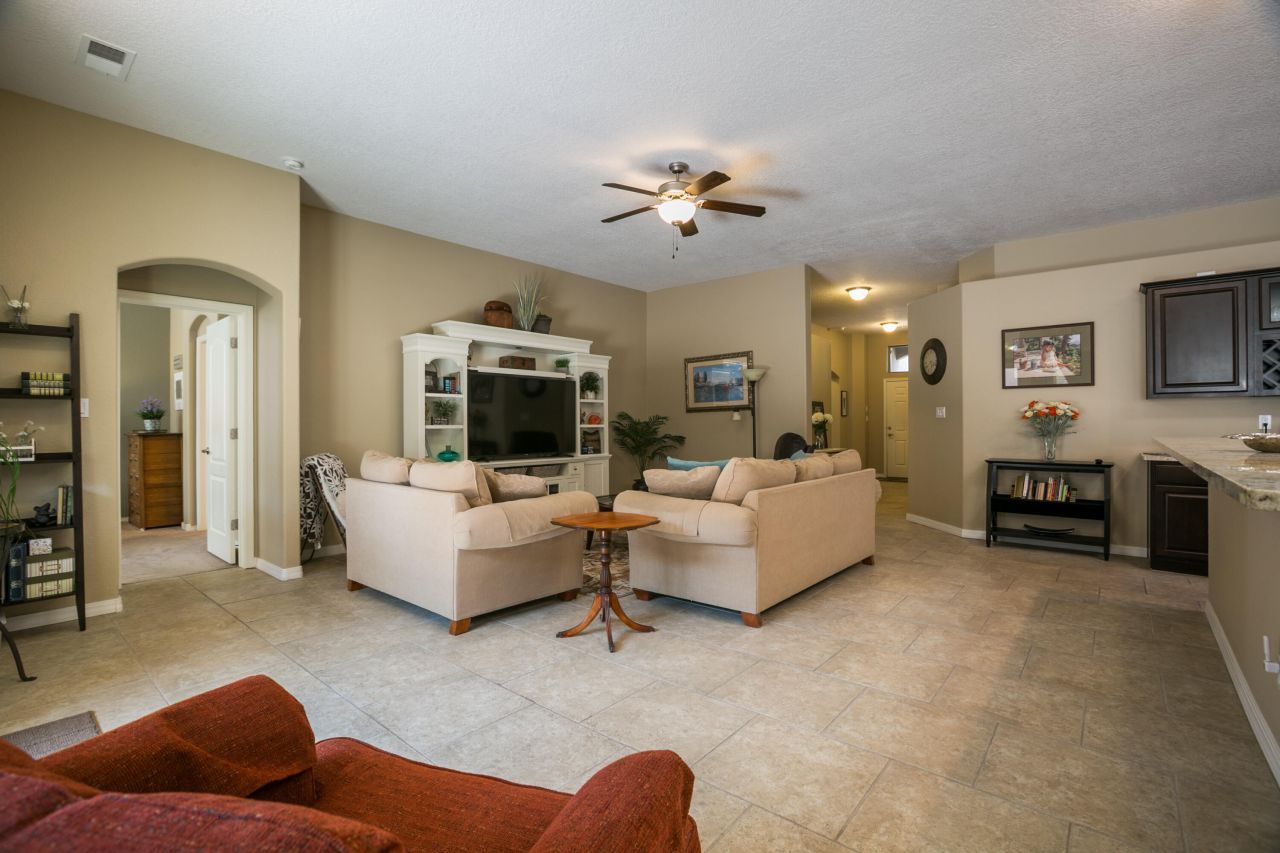 Albuquerque, New Mexico, 87120, United States, 3 Bedrooms Bedrooms, ,2 BathroomsBathrooms,Residential,For Sale,1897760