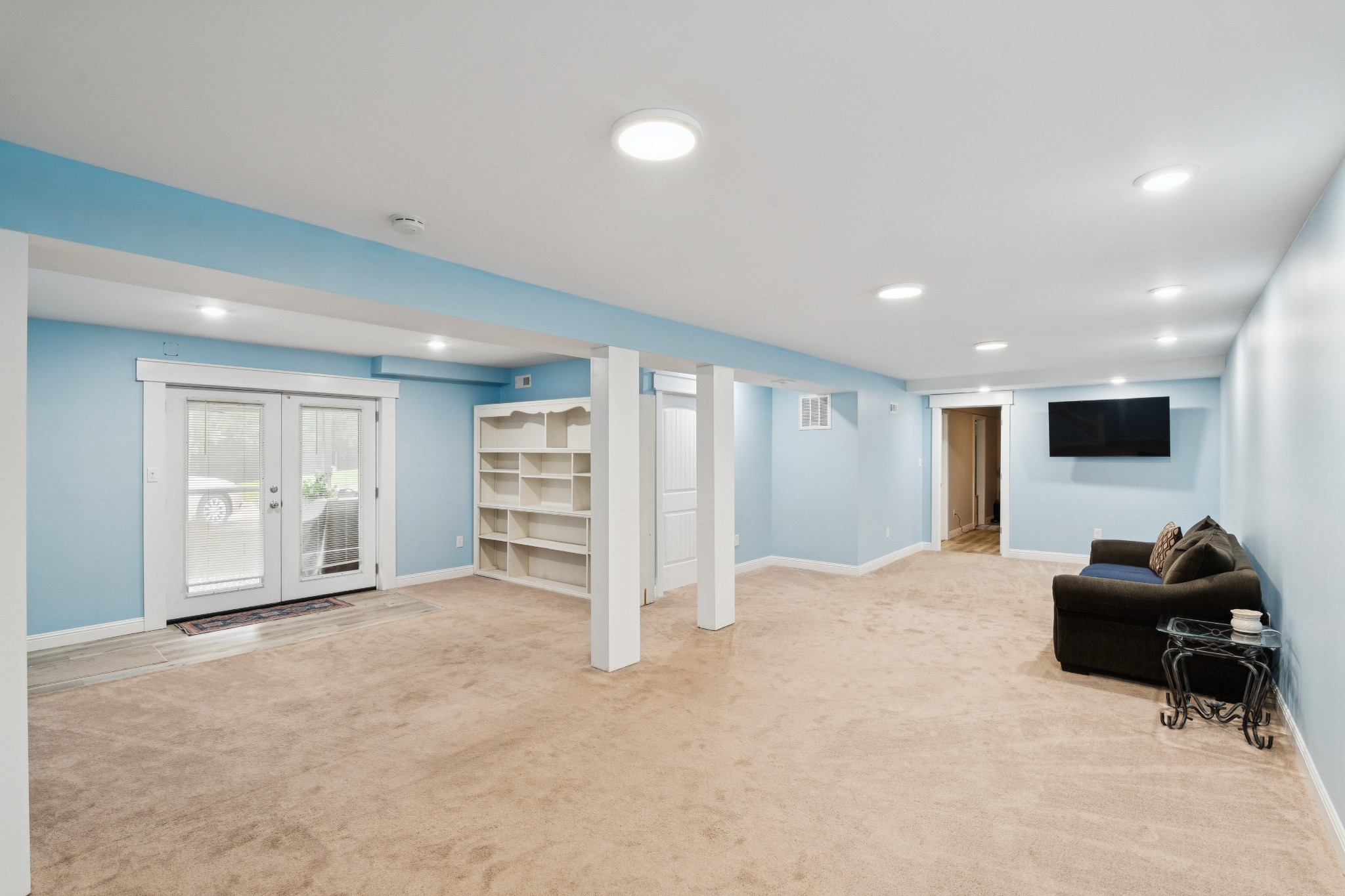 Nashville, Tennessee, 37217, United States, 3 Bedrooms Bedrooms, ,2 BathroomsBathrooms,Residential,For Sale,1913625