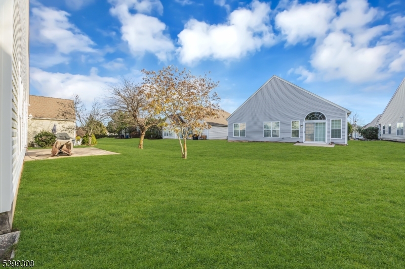 Franklin Twp., New Jersey, 08873, United States, 2 Bedrooms Bedrooms, ,2 BathroomsBathrooms,Residential,For Sale,2003337