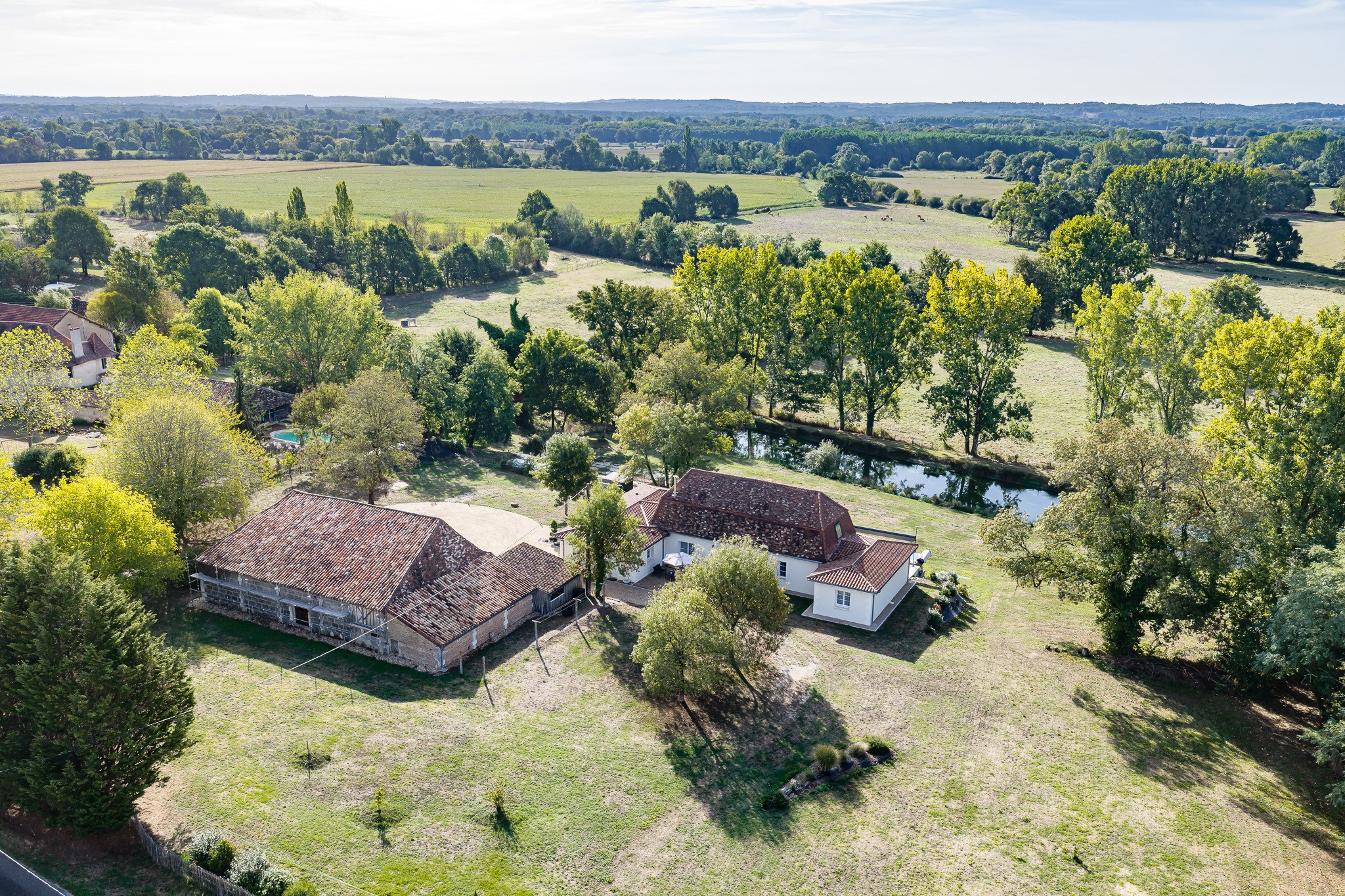  a reimagined périgord home, where  nature meets the art of living - 物件實景