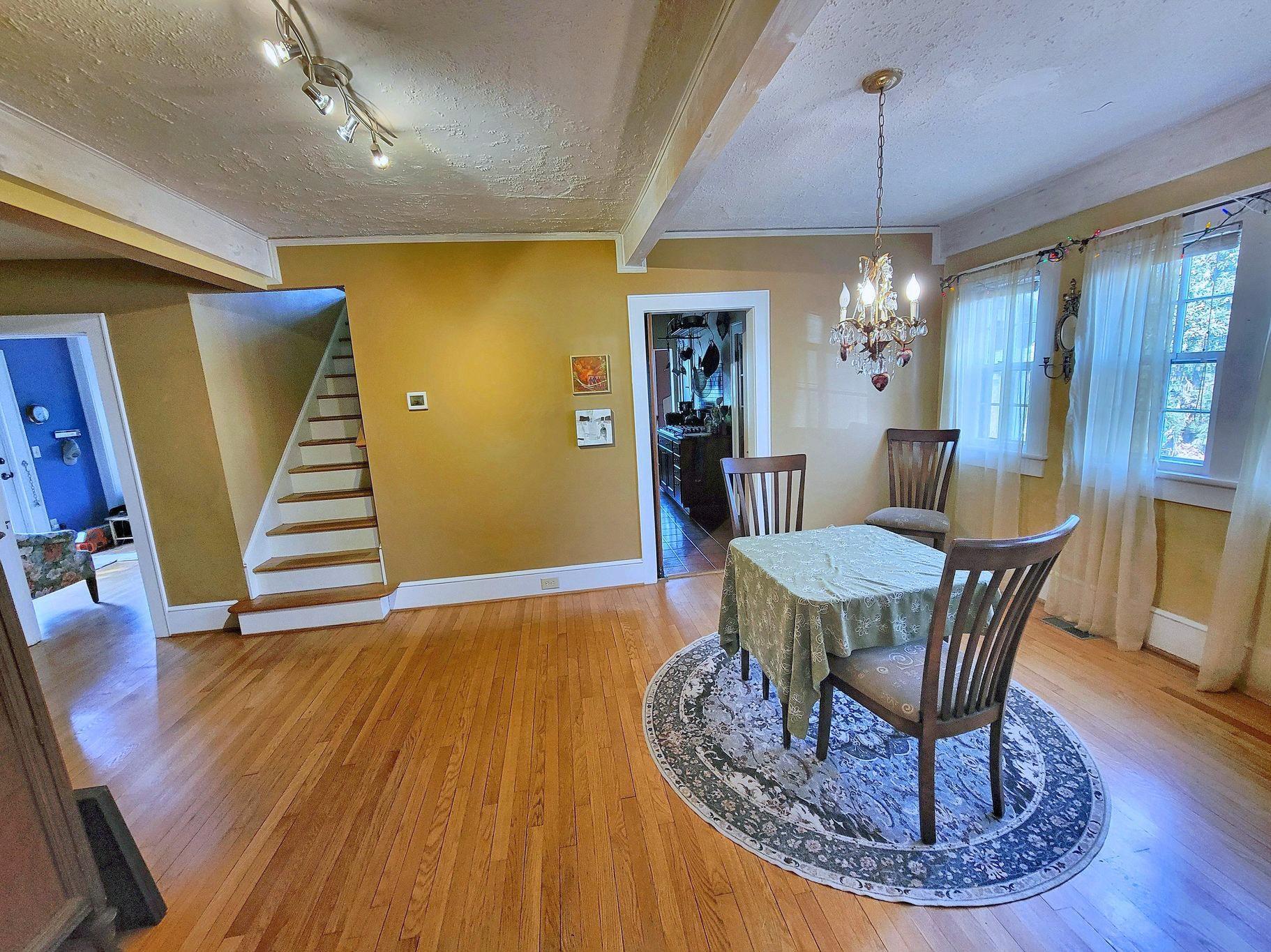 Blacksburg, Virginia, 24060, United States, 3 Bedrooms Bedrooms, ,3 BathroomsBathrooms,Residential,For Sale,1986553