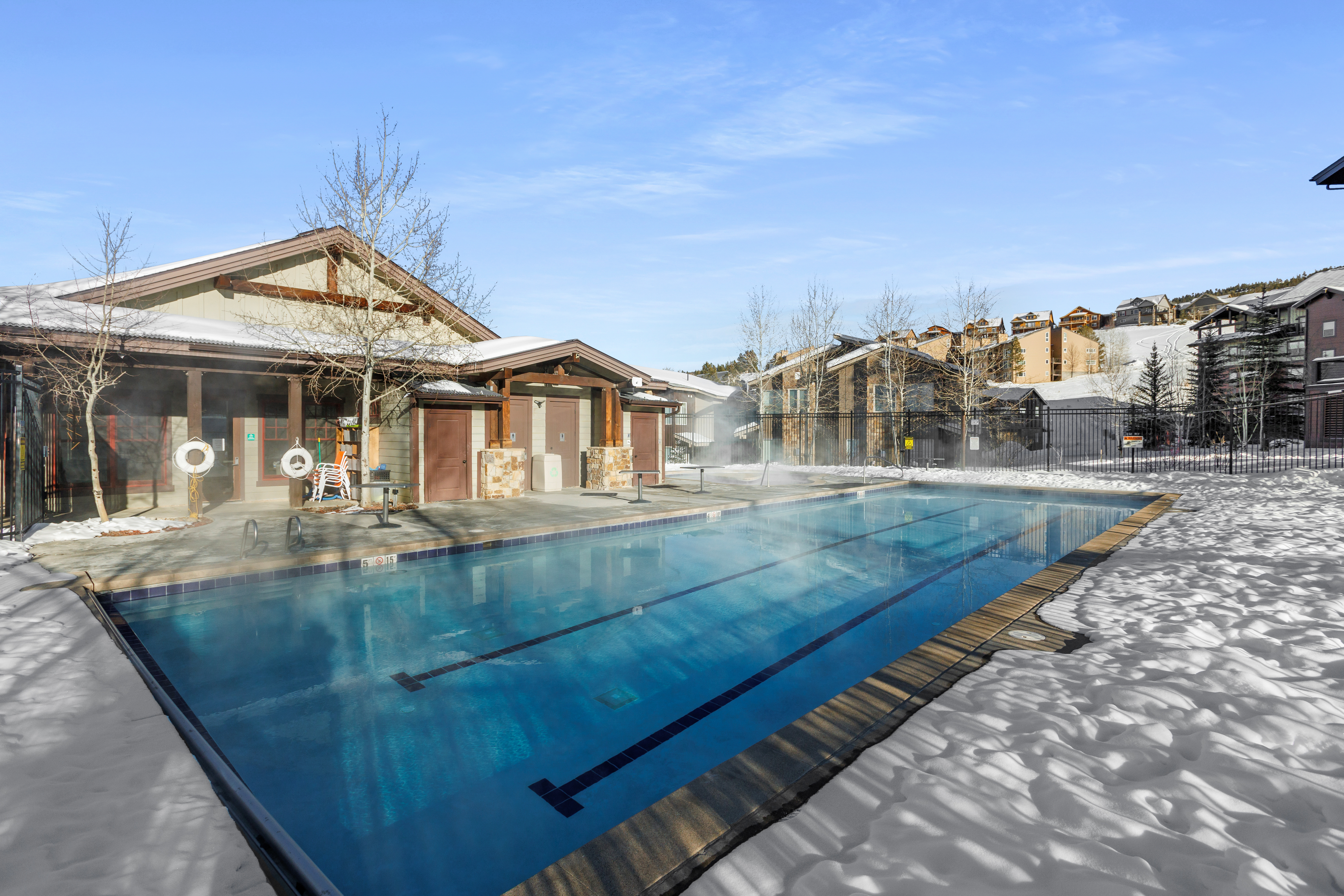  Desirable Top Floor Mountain Getaway In Aspen Meadows - 物件實景