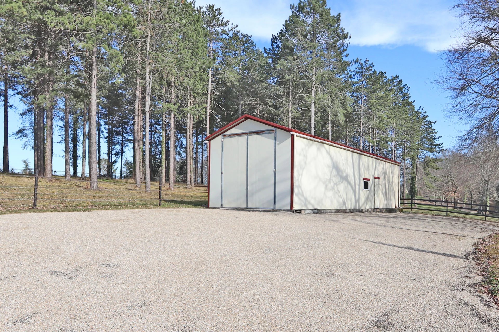 Bergerac, New Aquitaine, 24100, FR, 6 Bedrooms Bedrooms, ,4 BathroomsBathrooms,Residential,For Sale,1995551