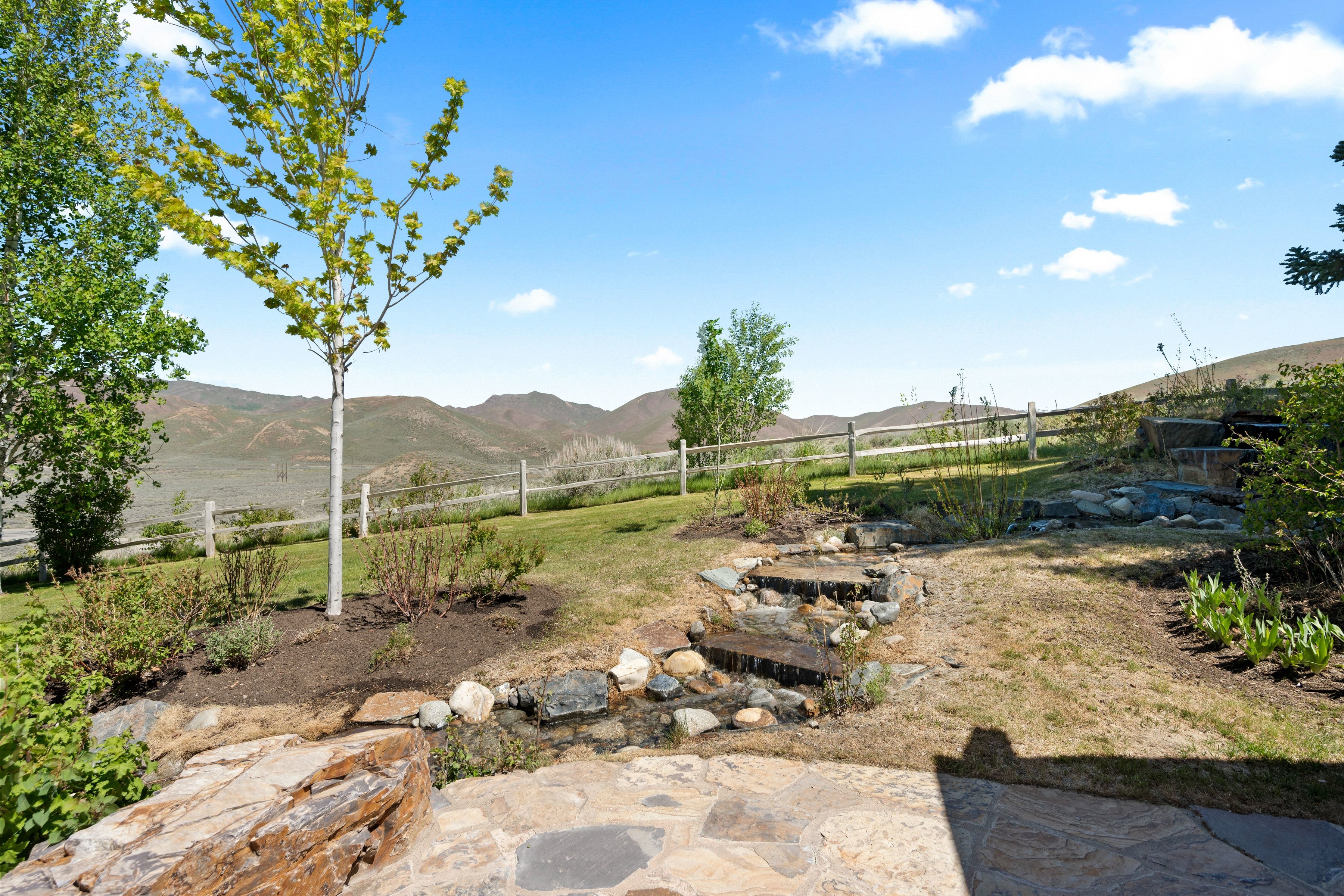  Canyon View Home on 5+ Acres with Pickleball Court - 物件實景