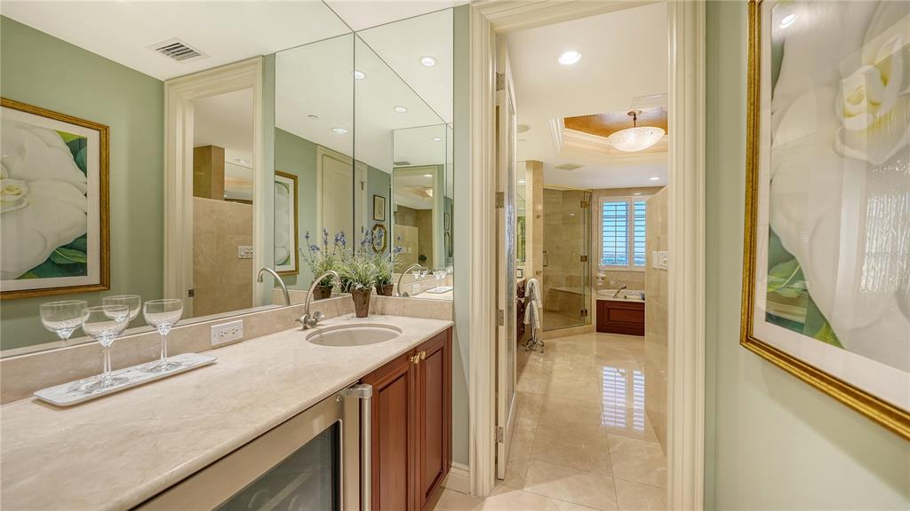 Sarasota, Florida, 34236, United States, 3 Bedrooms Bedrooms, ,3 BathroomsBathrooms,Residential,For Sale,1995684