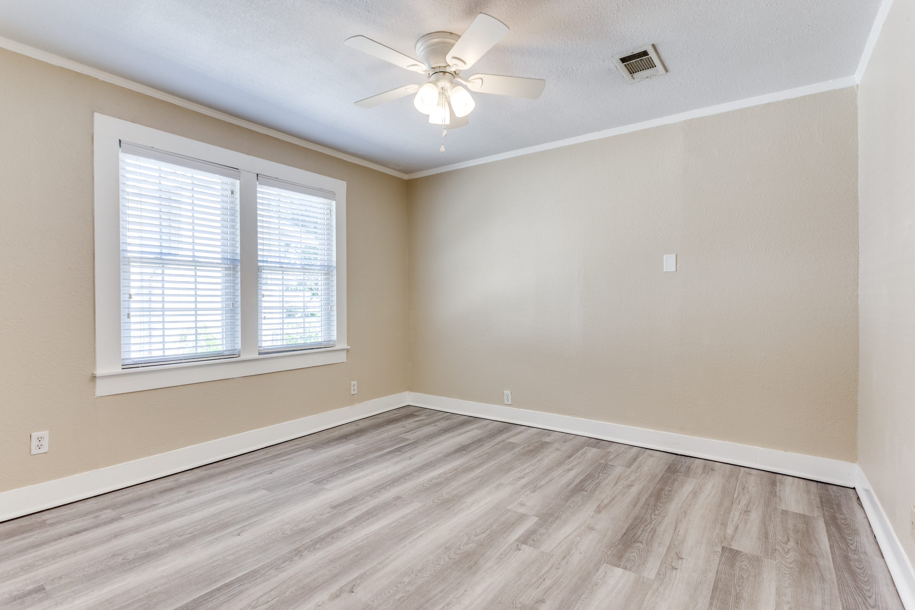  4812 Calmont Avenue, Fort Worth, TX 76107 - 物件實景