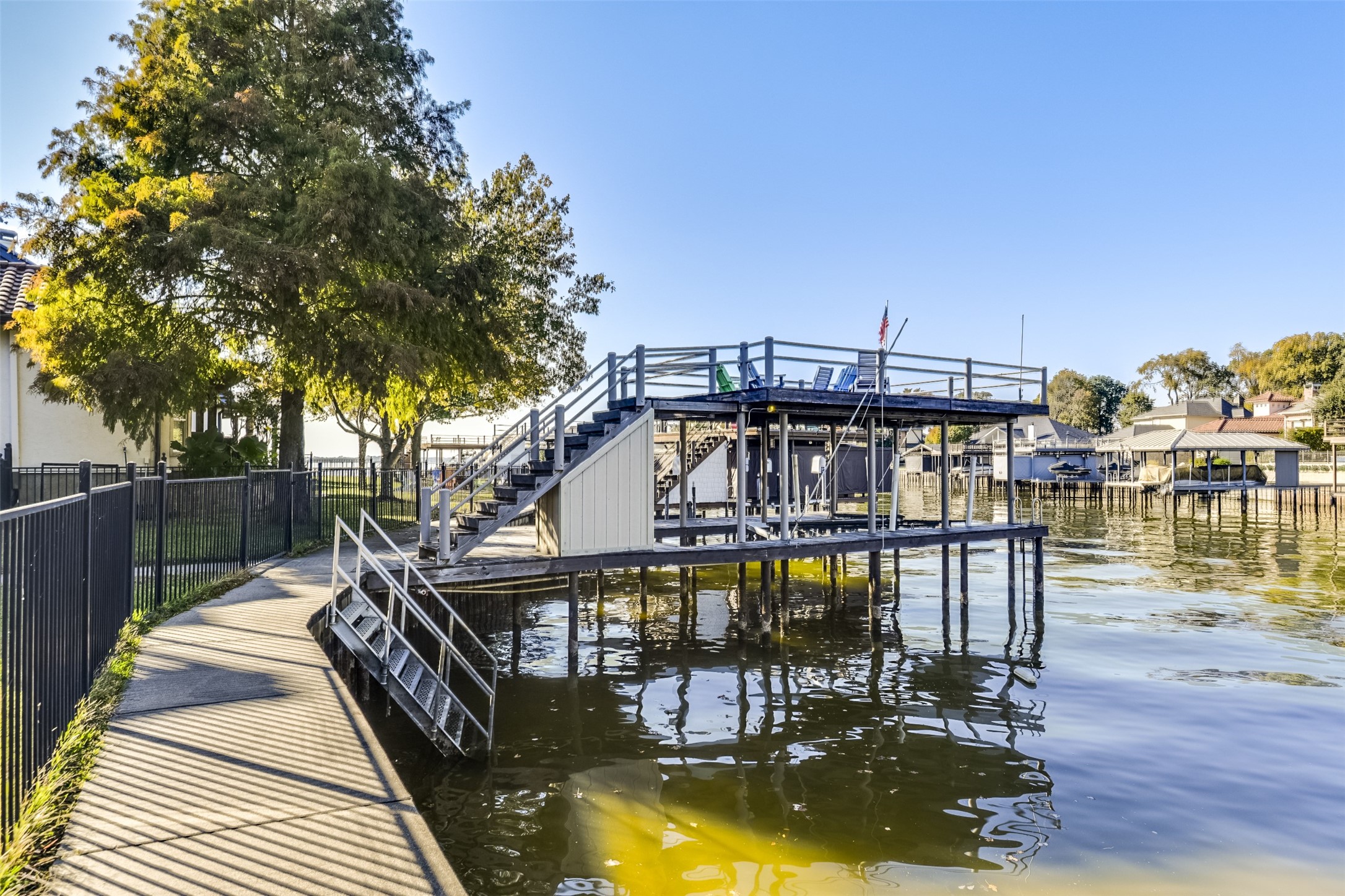 Mabank, Texas, 75156, United States, 3 Bedrooms Bedrooms, ,3 BathroomsBathrooms,Residential,For Sale,1990997