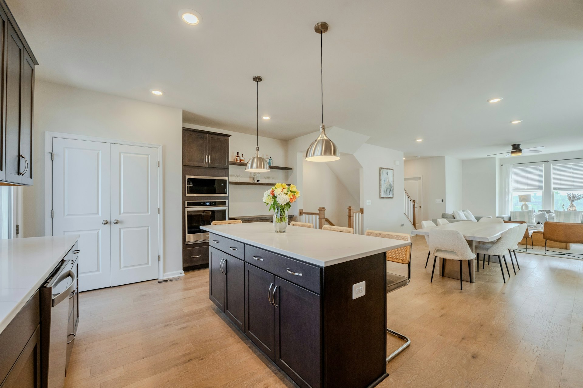  813 Sawback Square NE, Leesburg, VA, 20176 - 物件實景