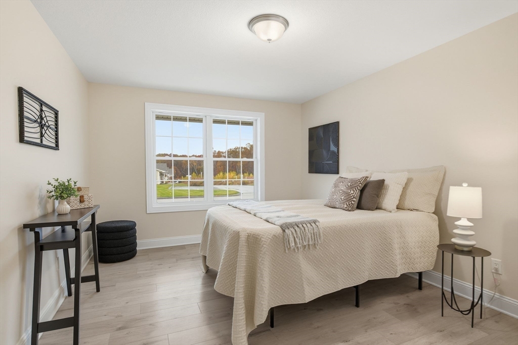 Wilbraham, Massachusetts, 01095, United States, 2 Bedrooms Bedrooms, ,2 BathroomsBathrooms,Residential,For Sale,1987611