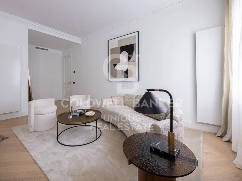 Madrid, Comunidad de Madrid, ES, 3 Bedrooms Bedrooms, ,4 BathroomsBathrooms,Residential,For Sale,1867258