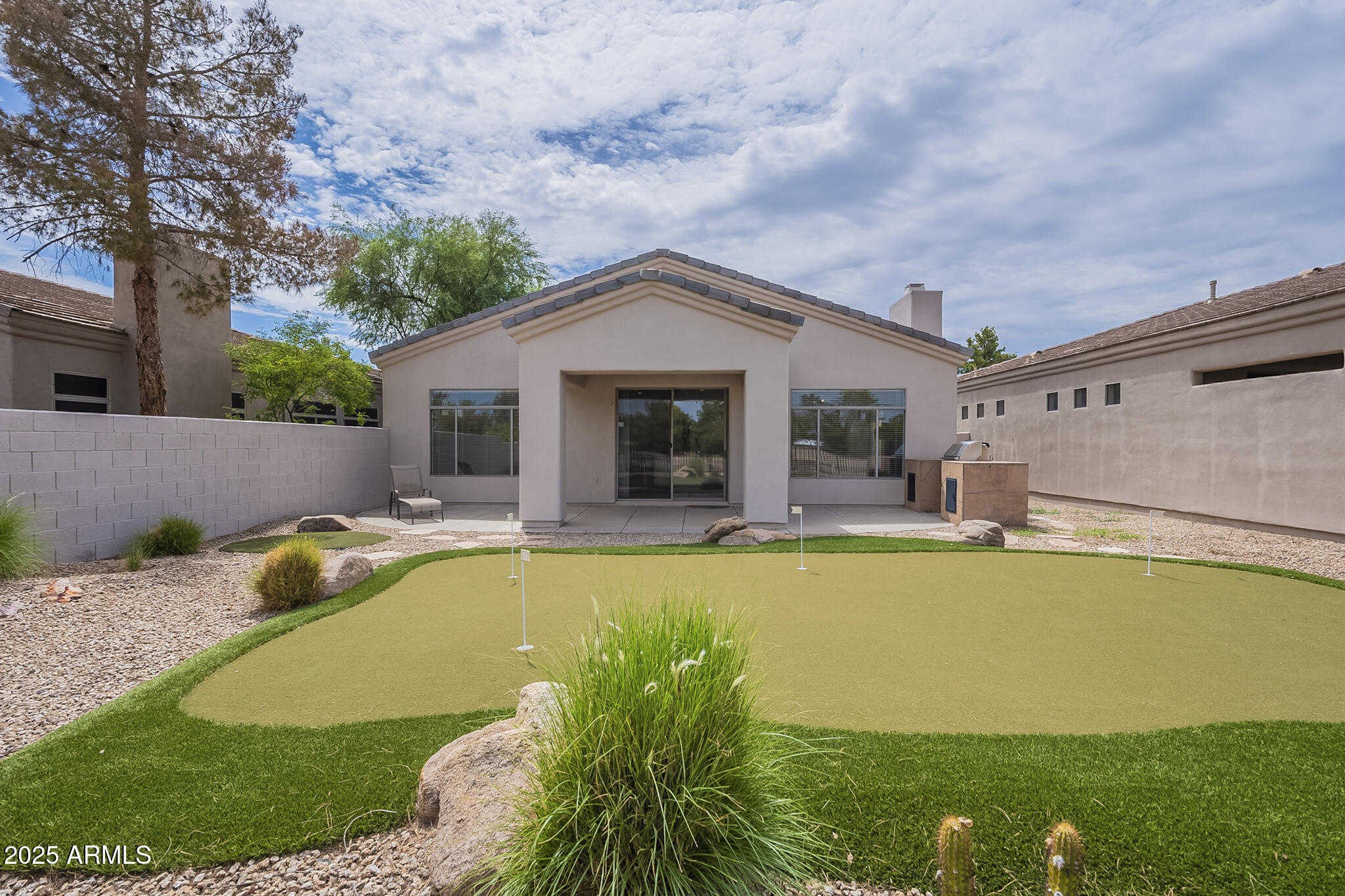 Phoenix, Arizona, 85042, United States, 3 Bedrooms Bedrooms, ,Residential,For Sale,1939131