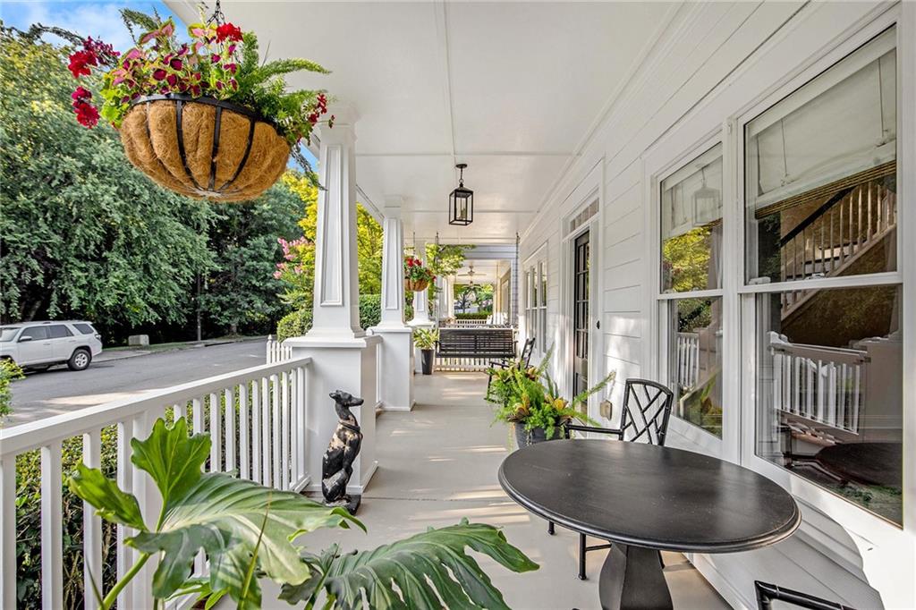 Atlanta, Georgia, 30318, United States, 3 Bedrooms Bedrooms, ,3 BathroomsBathrooms,Residential,For Sale,1892490