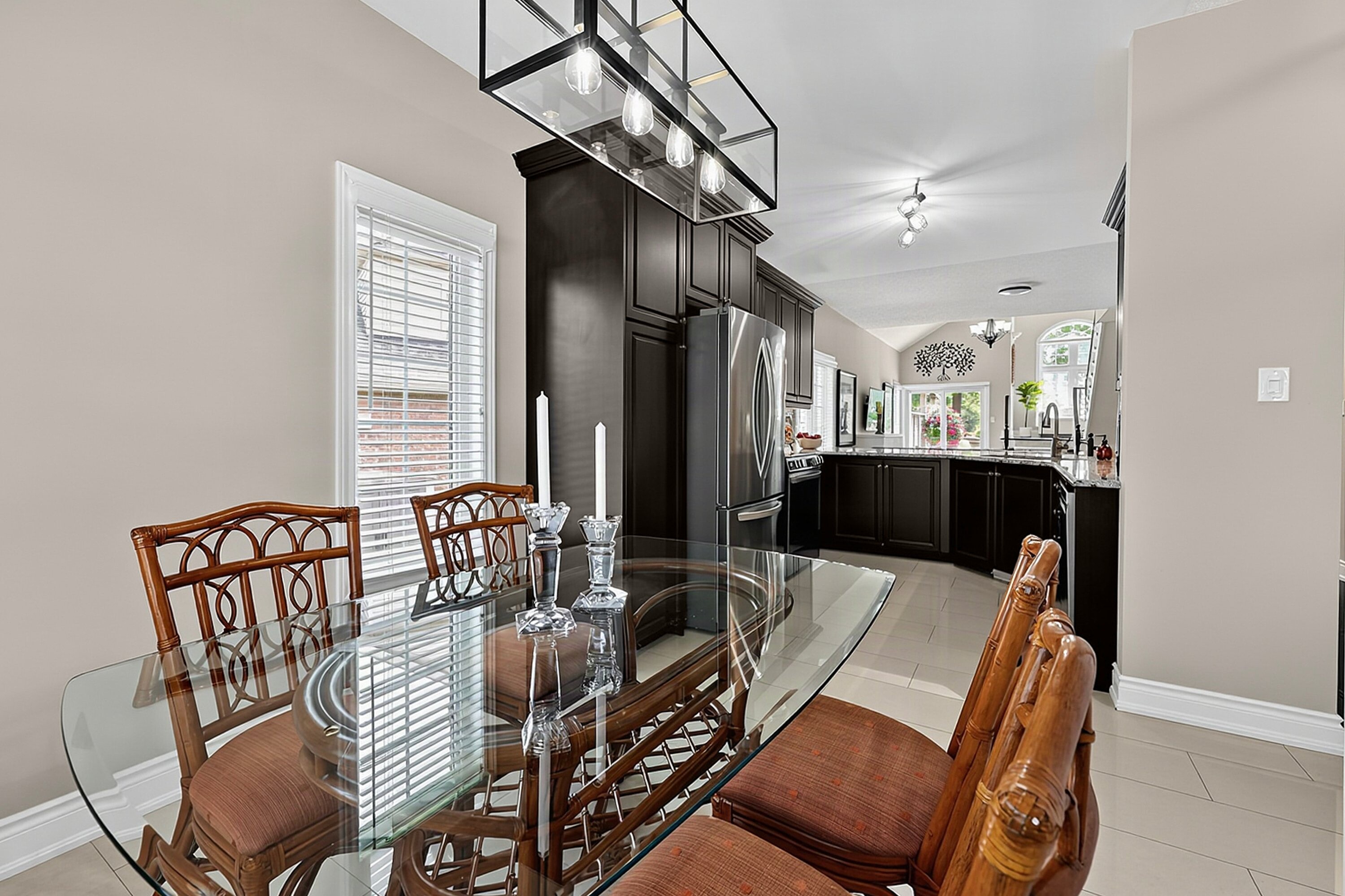  Thoughtfully Designed Townhome - 物件實景