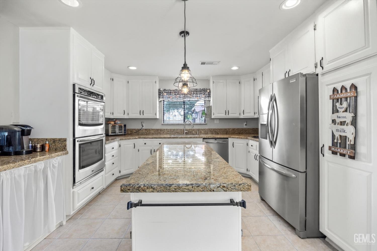 Bakersfield, California, 93308, United States, 4 Bedrooms Bedrooms, ,3 BathroomsBathrooms,Residential,For Sale,1963692