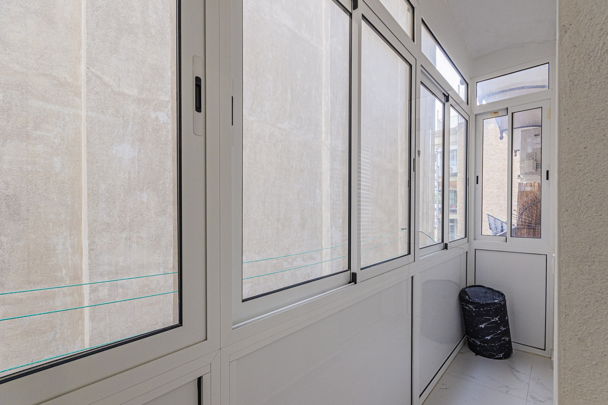  Renovated Apartment on a Pedestrian Street in the Heart of the City - 物件實景
