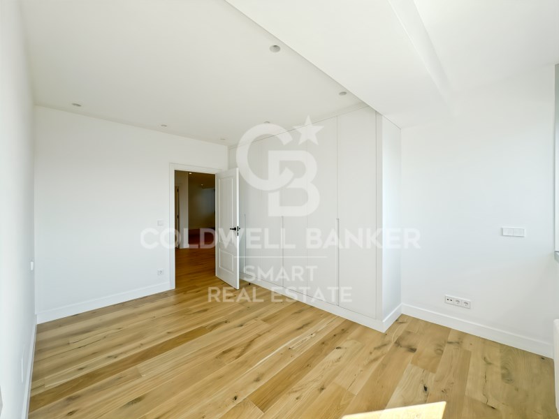 A Coruña, Galicia, 15006, ES, 3 Bedrooms Bedrooms, ,2 BathroomsBathrooms,Residential,For Sale,1932628