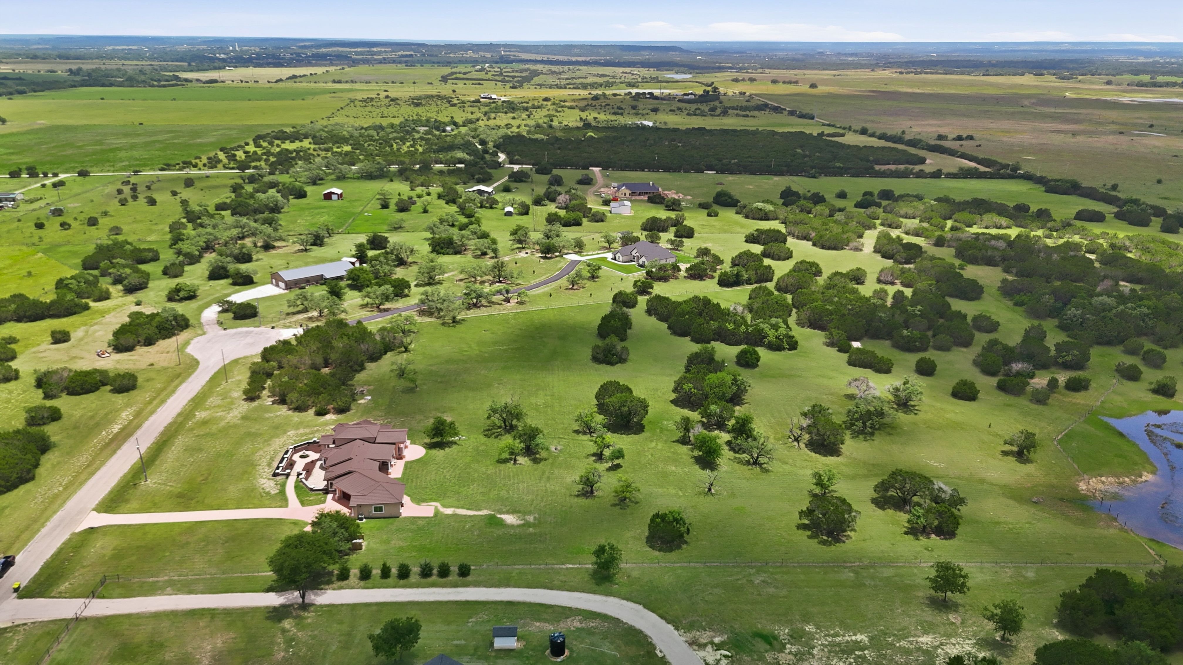  158 Private Road 2656, Walnut Springs, TX, 76690 - 物件實景