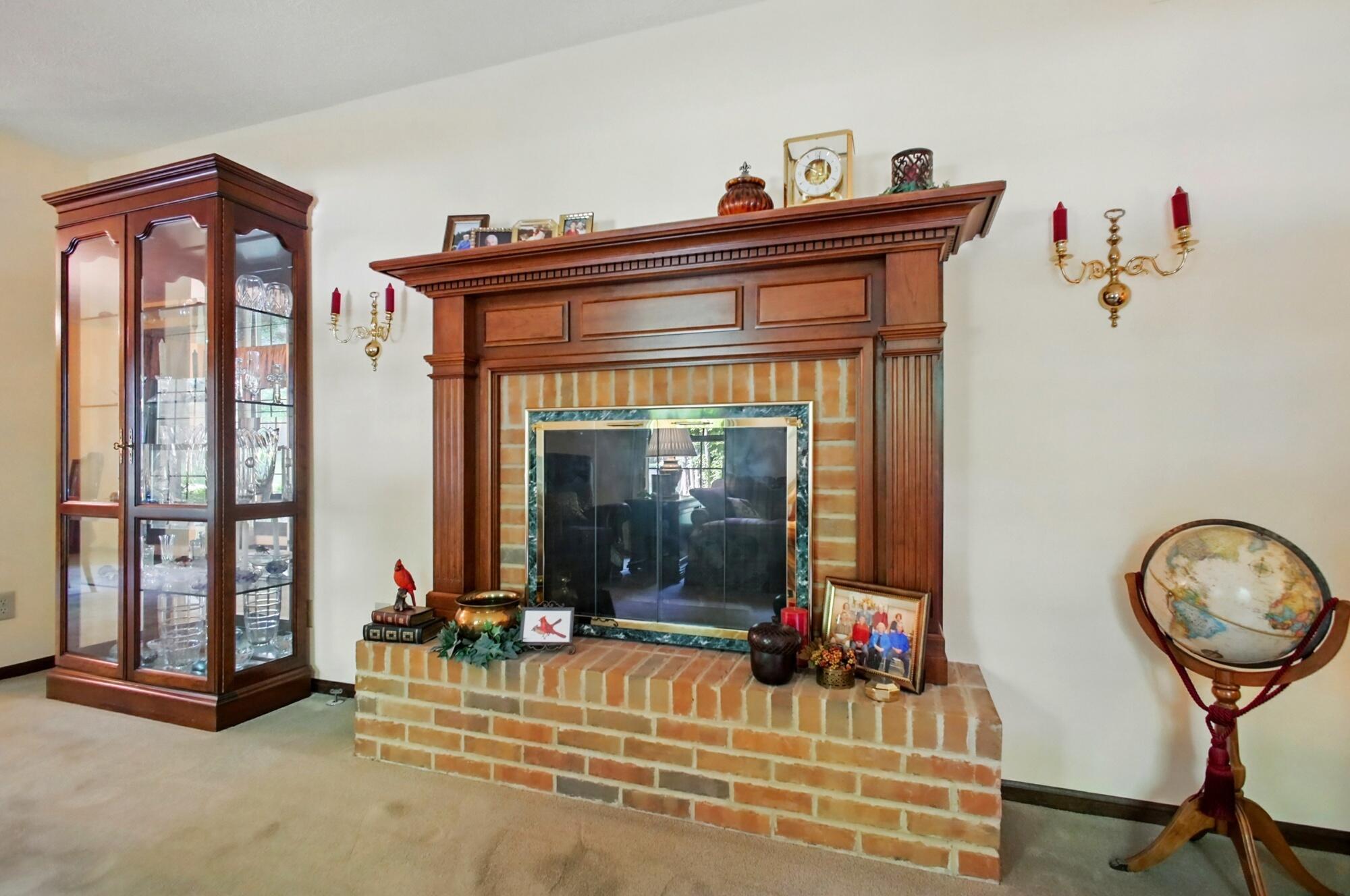 Springfield, Ohio, 45504, United States, 4 Bedrooms Bedrooms, ,3 BathroomsBathrooms,Residential,For Sale,1927340
