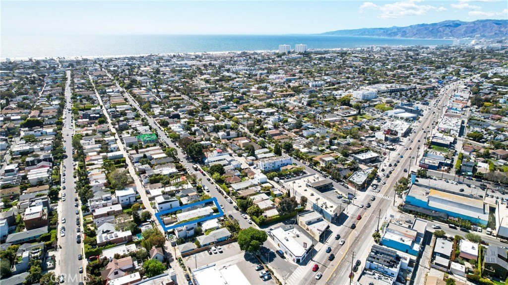 Venice, California, 90291, United States, 10 Bedrooms Bedrooms, ,8 BathroomsBathrooms,Residential,For Sale,1826994