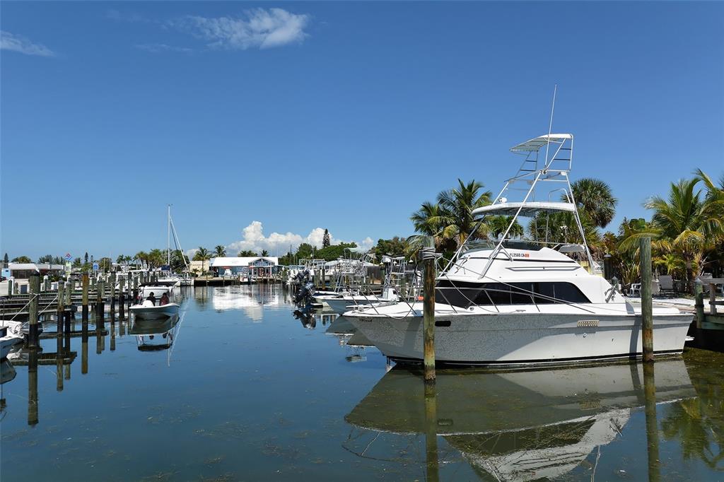 Bradenton, Florida, 34210, United States, 2 Bedrooms Bedrooms, ,3 BathroomsBathrooms,Residential,For Sale,1793424