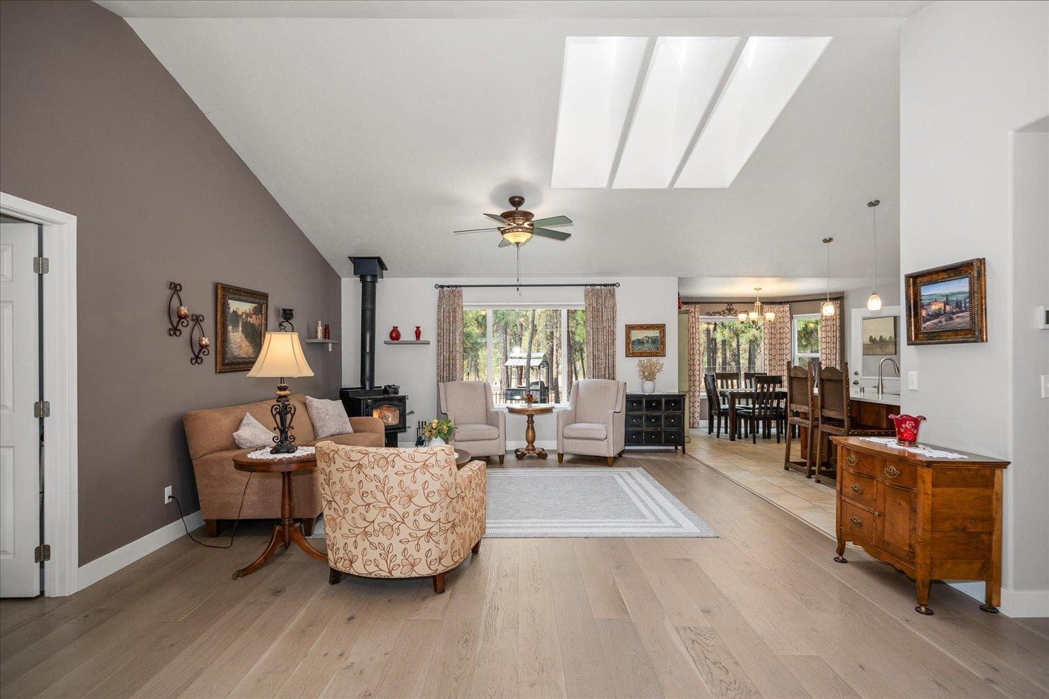 Cheney, Washington, 99004, United States, 4 Bedrooms Bedrooms, ,2 BathroomsBathrooms,Residential,For Sale,1978825