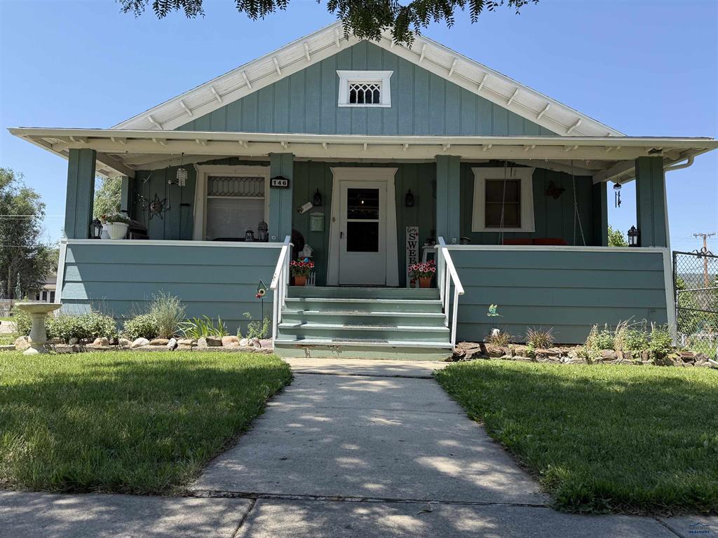 Hot Springs, South Dakota, 57747, United States, 5 Bedrooms Bedrooms, ,3 BathroomsBathrooms,Residential,For Sale,1928045