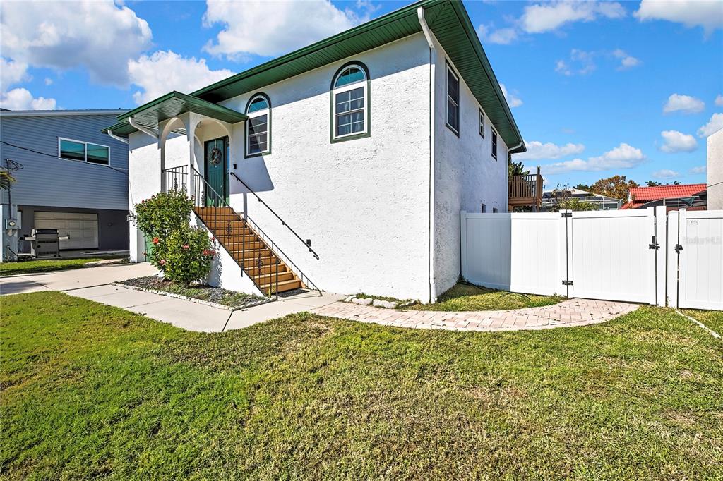 Hudson, Florida, 34667, United States, 3 Bedrooms Bedrooms, ,3 BathroomsBathrooms,Residential,For Sale,1989714