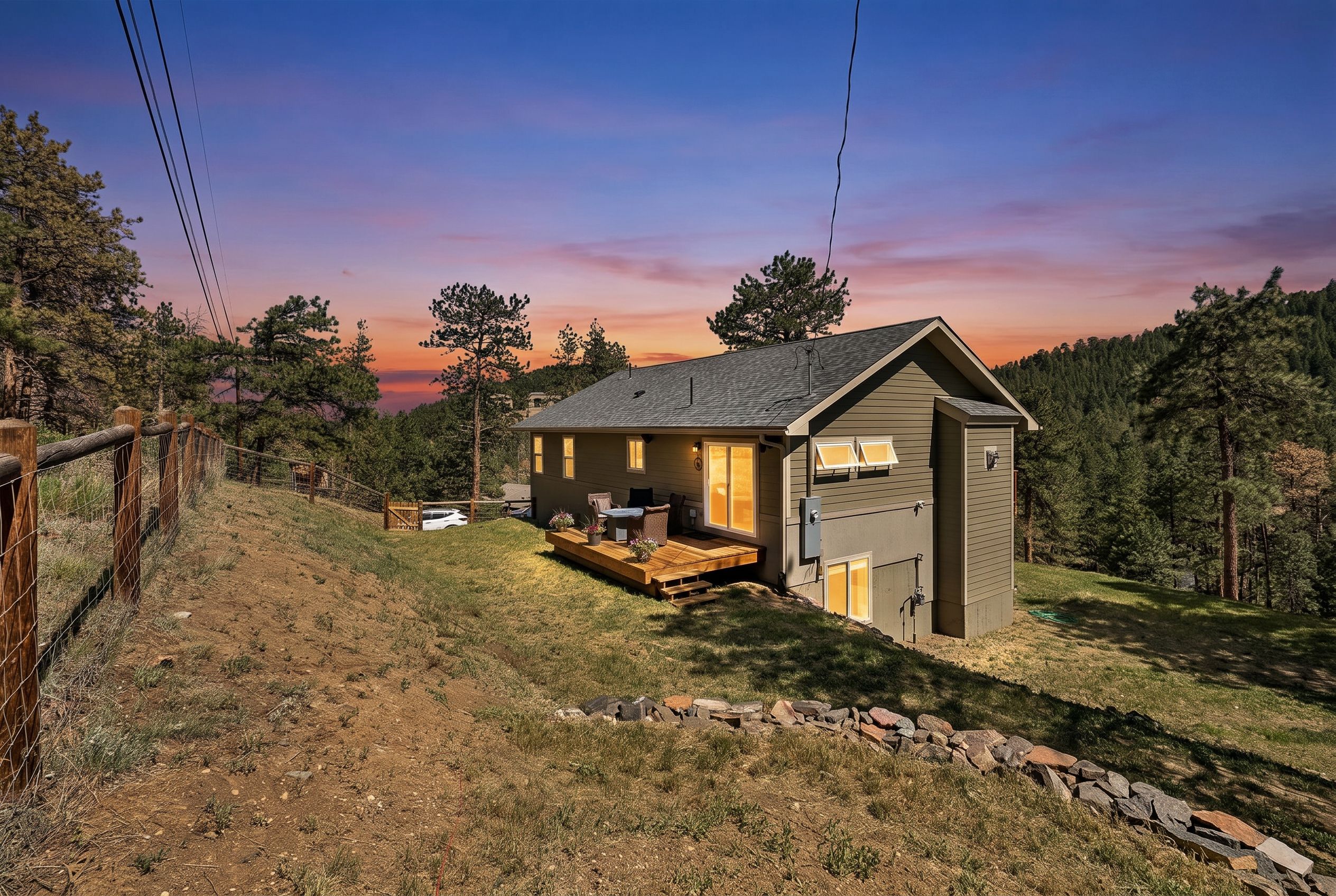  Raised Ranch Living with Spectacular Views - 物件實景