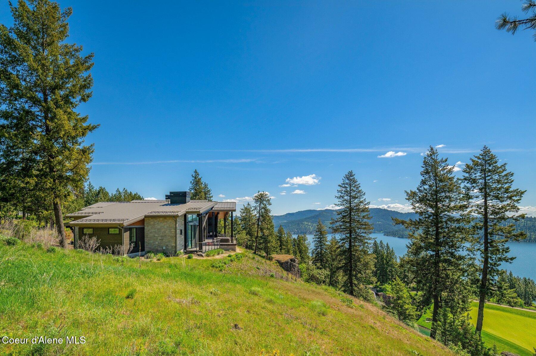 Coeur D'alene, Idaho, 83814, United States, 3 Bedrooms Bedrooms, ,2 BathroomsBathrooms,Residential,For Sale,1926176