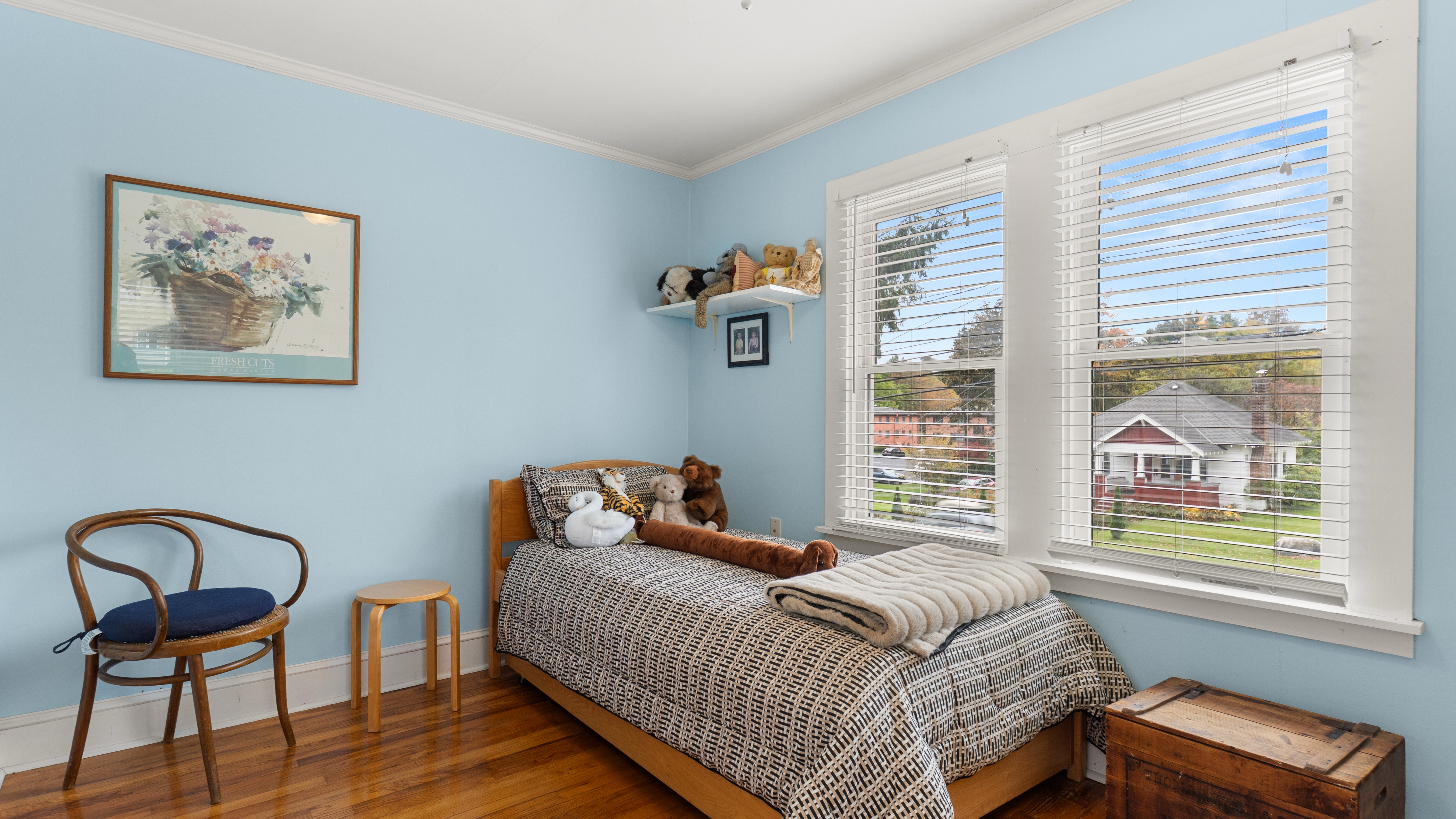  Charming Dutch Colonial in Lovely Lee Location - 物件實景