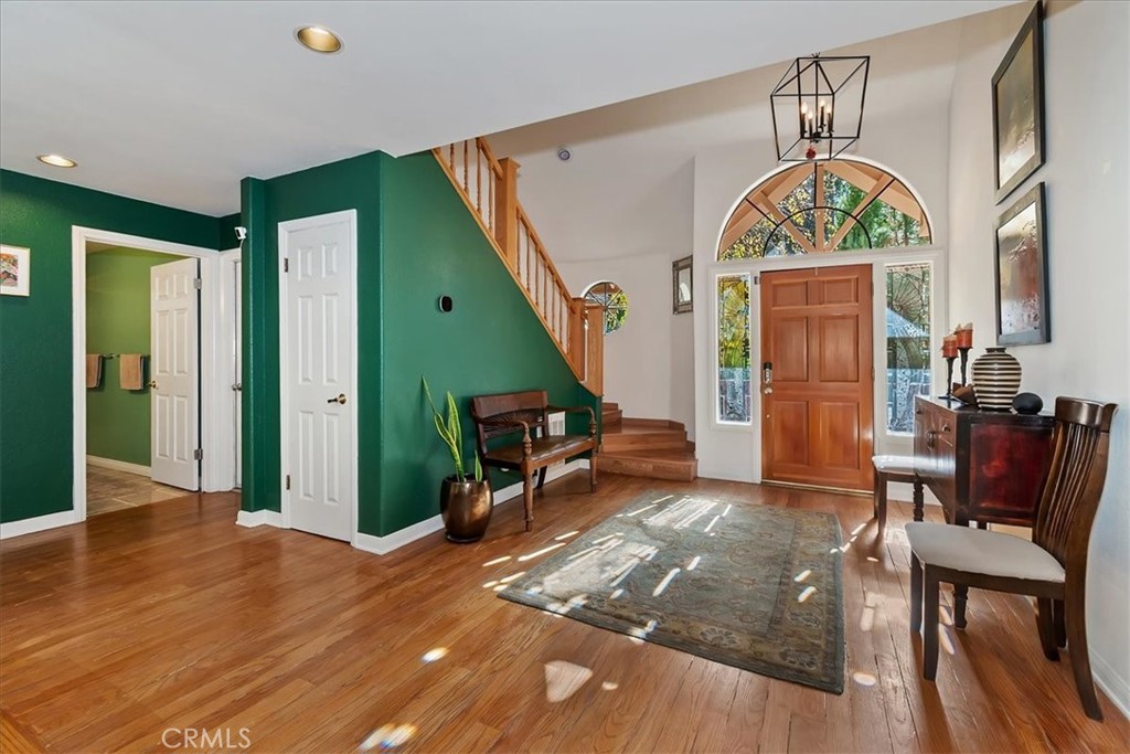 Lake Arrowhead, California, 92352, United States, 4 Bedrooms Bedrooms, ,3 BathroomsBathrooms,Residential,For Sale,1998822