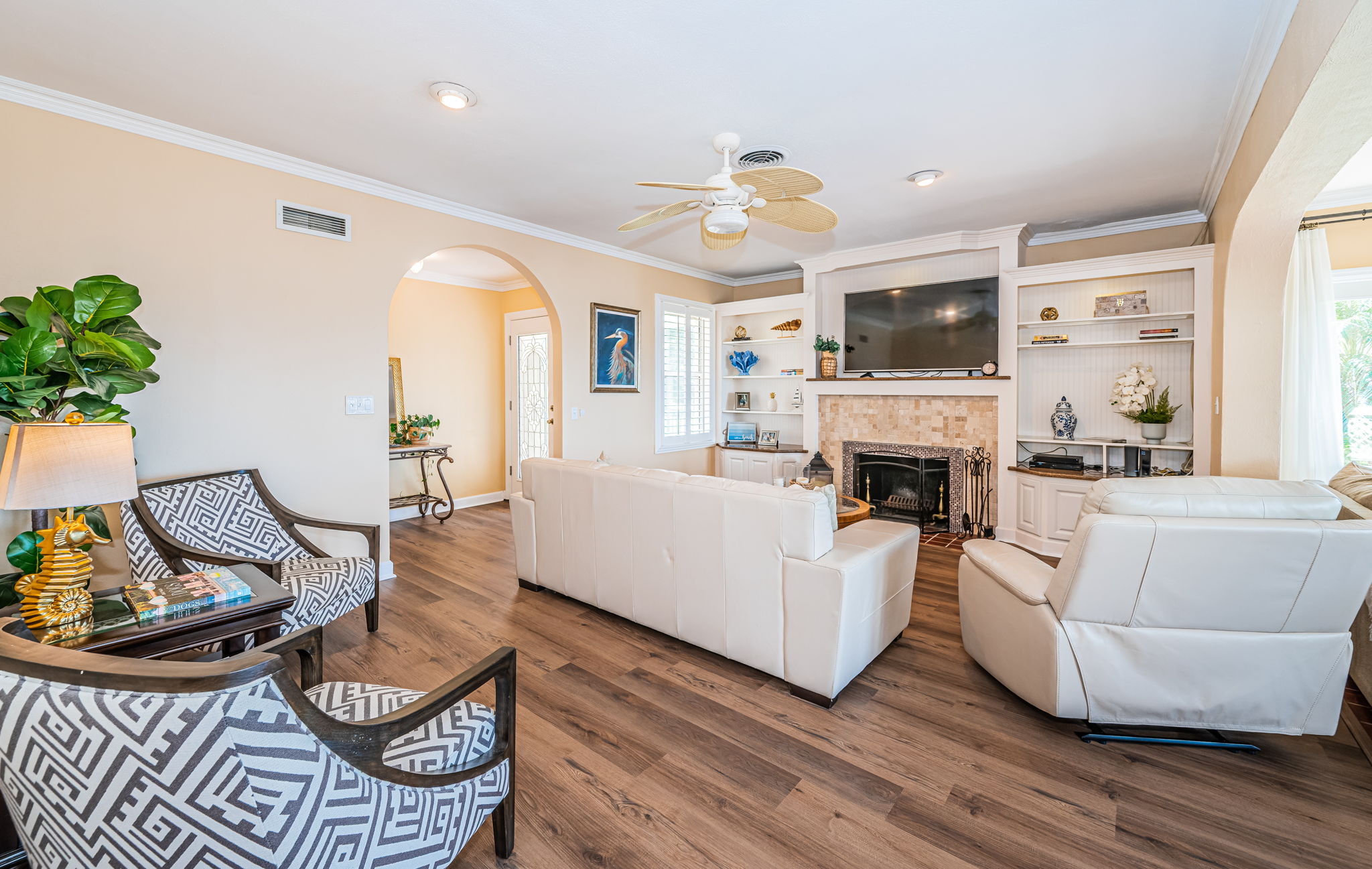 Clearwater, Florida, 33755, United States, 2 Bedrooms Bedrooms, ,2 BathroomsBathrooms,Residential,For Sale,1978253